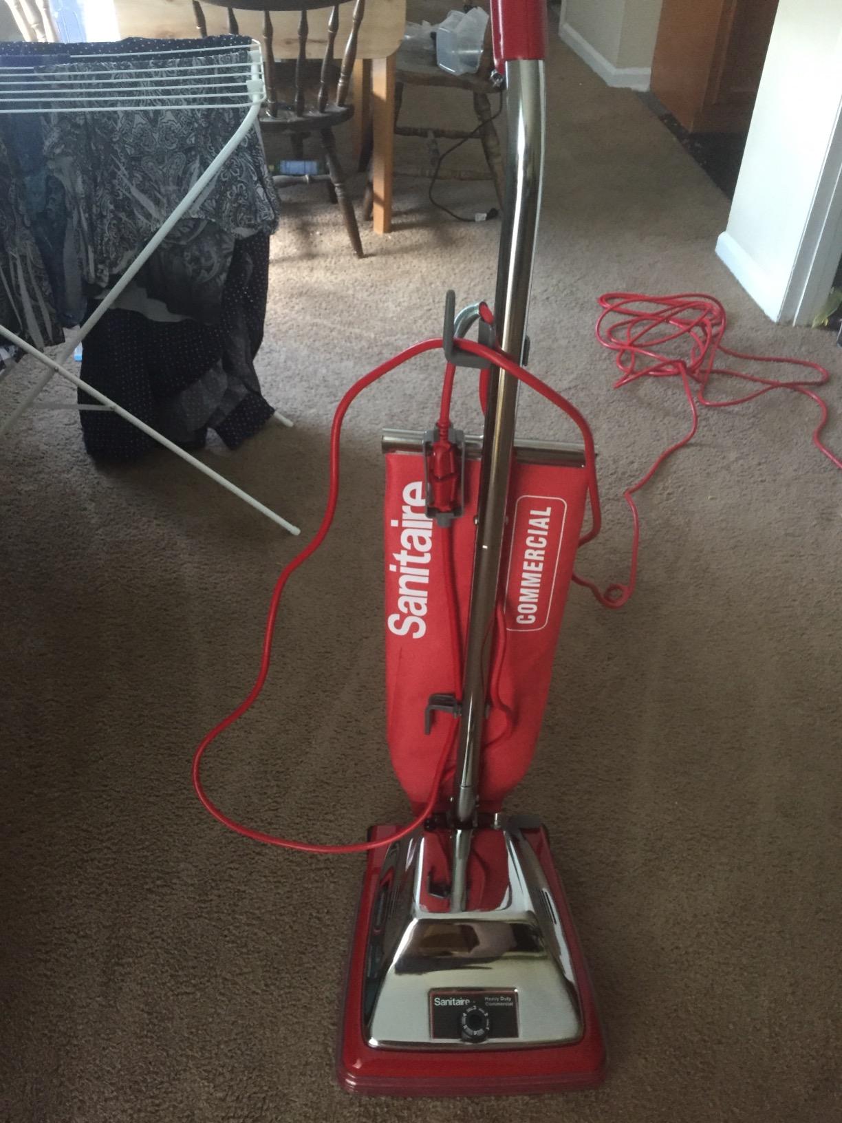 Sanitaire Tradition Upright Bagged Commercial Vacuum, SC886G - Customer Photo 1