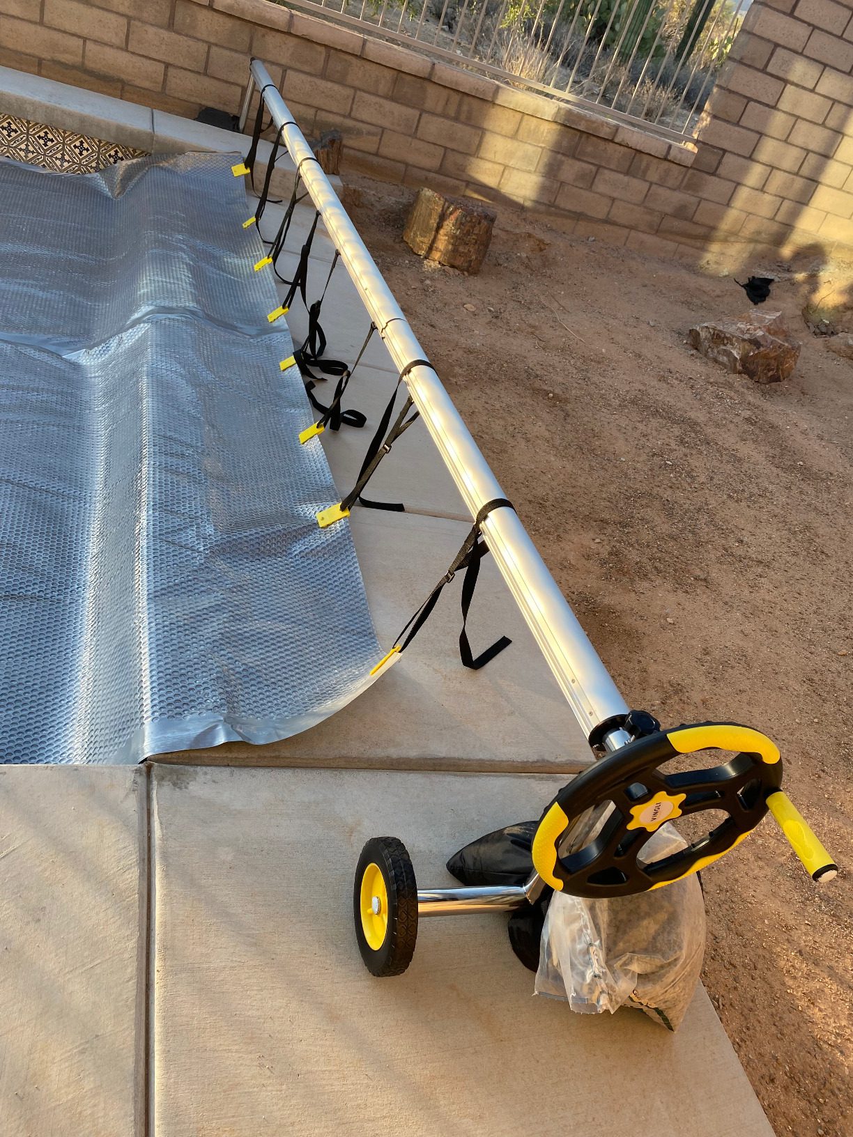 VINGLI Pool Cover Reel Set Pool Solar Cover Reel for Inground Swimming Pool, Aluminum Solar Swimming Inground Cover Blanket Reel (Upgrade) (21 Feet) - Customer Photo 1