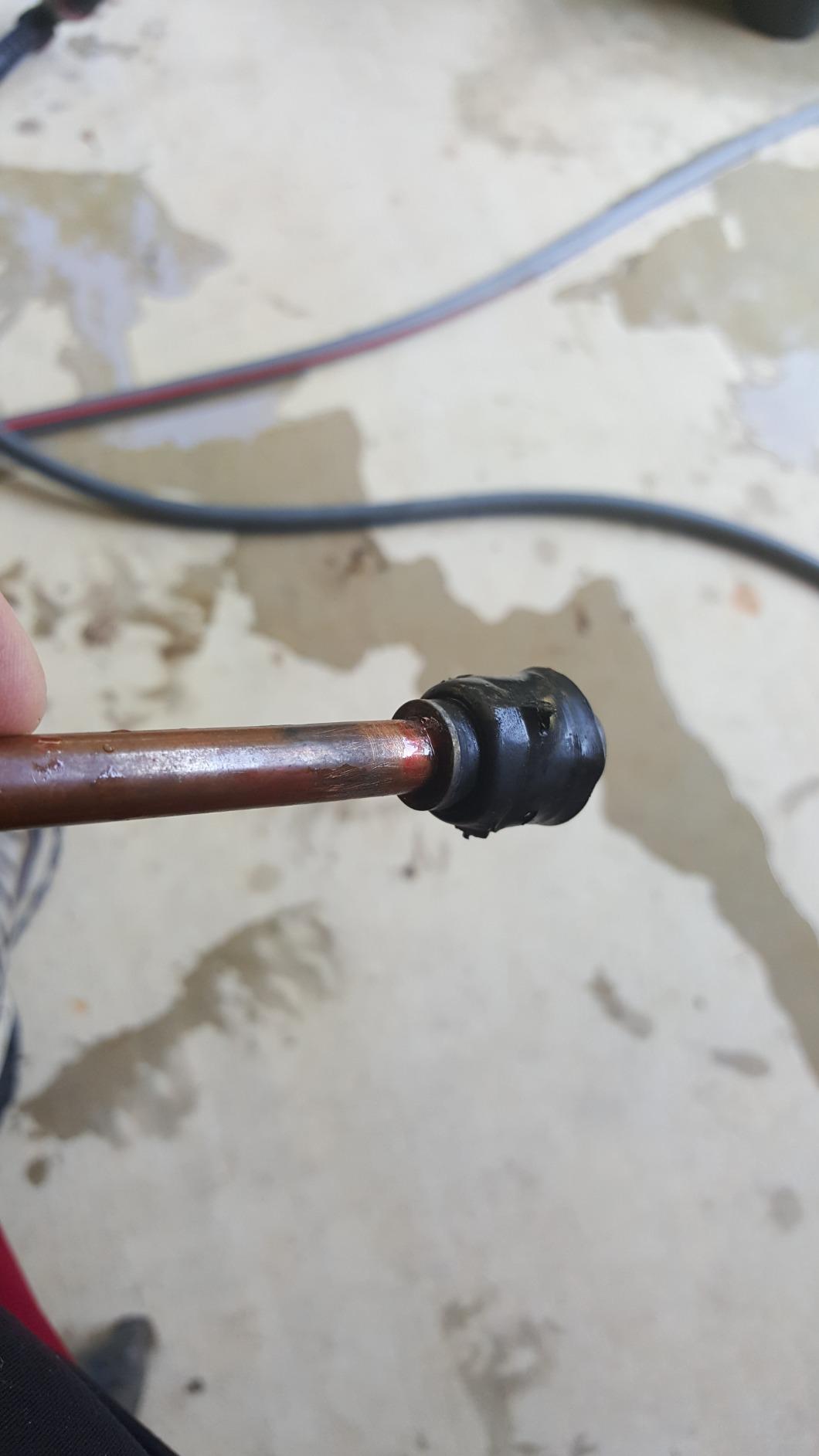 ComStar Copper Lock, No Heat Solder for Copper & Brass Pipes, Instant Leak-Proof Seal Up to 500 PSI, Handles All Refrigerants, Withstands -60°F to 300°F, 2 oz Bonding Solution for HVAC (10-800) - Customer Photo 1