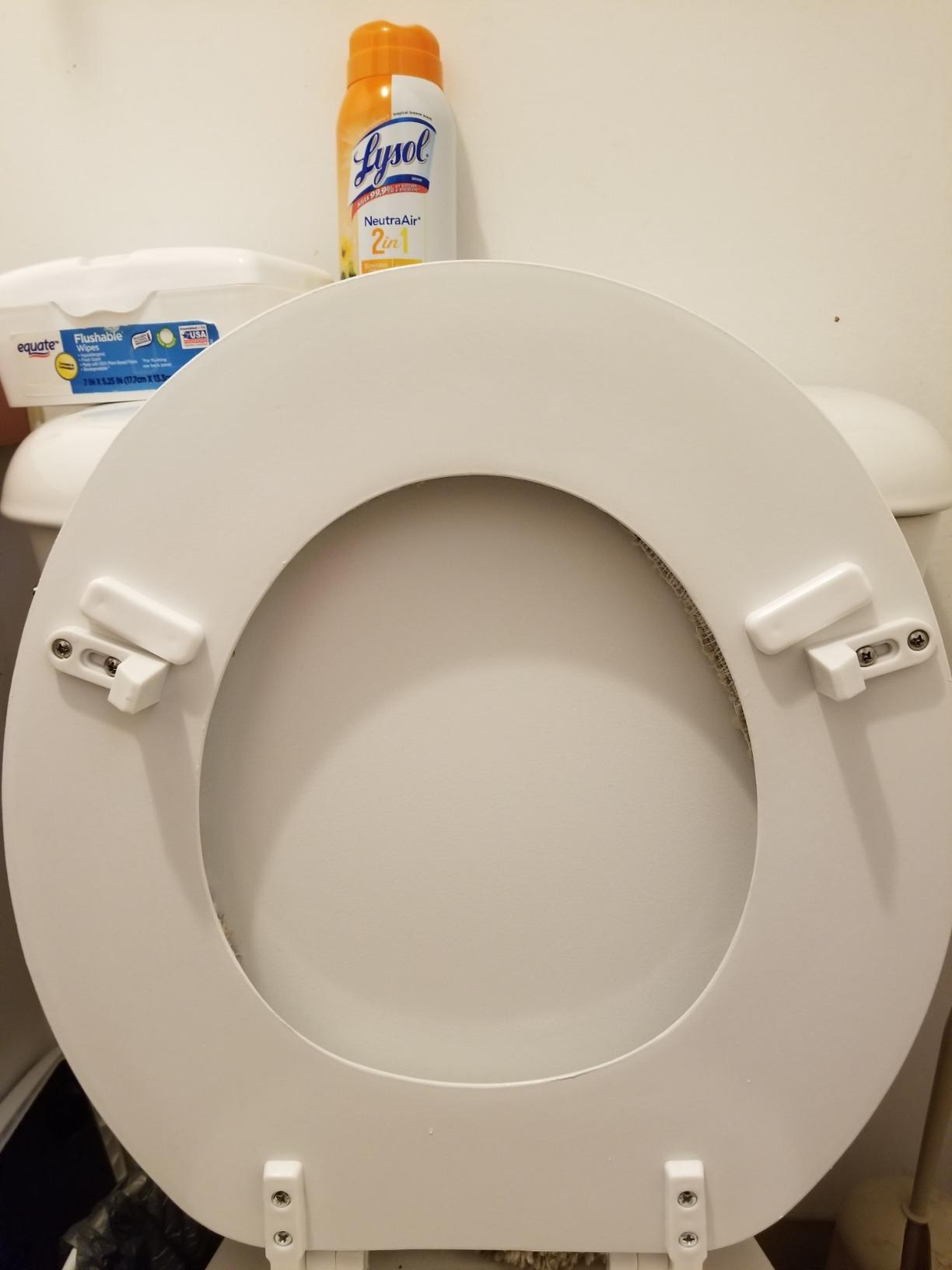 COMPAC HOME Safe -T- Bumpers - Toilet Seat Stabilizers, Keeps Children, Elderly, Disabled Safe from Slipping Off Shaking, Moving or Wobbly Toilet Seat, White, 4 Count - Customer Photo 2