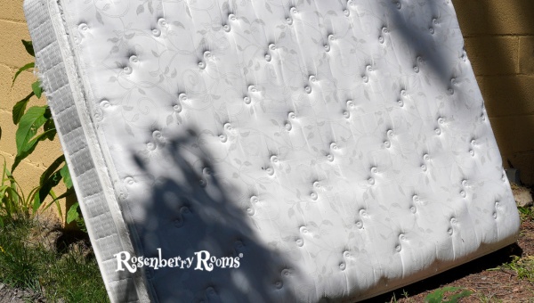 DIY Projects to Reuse Your Old Mattresses