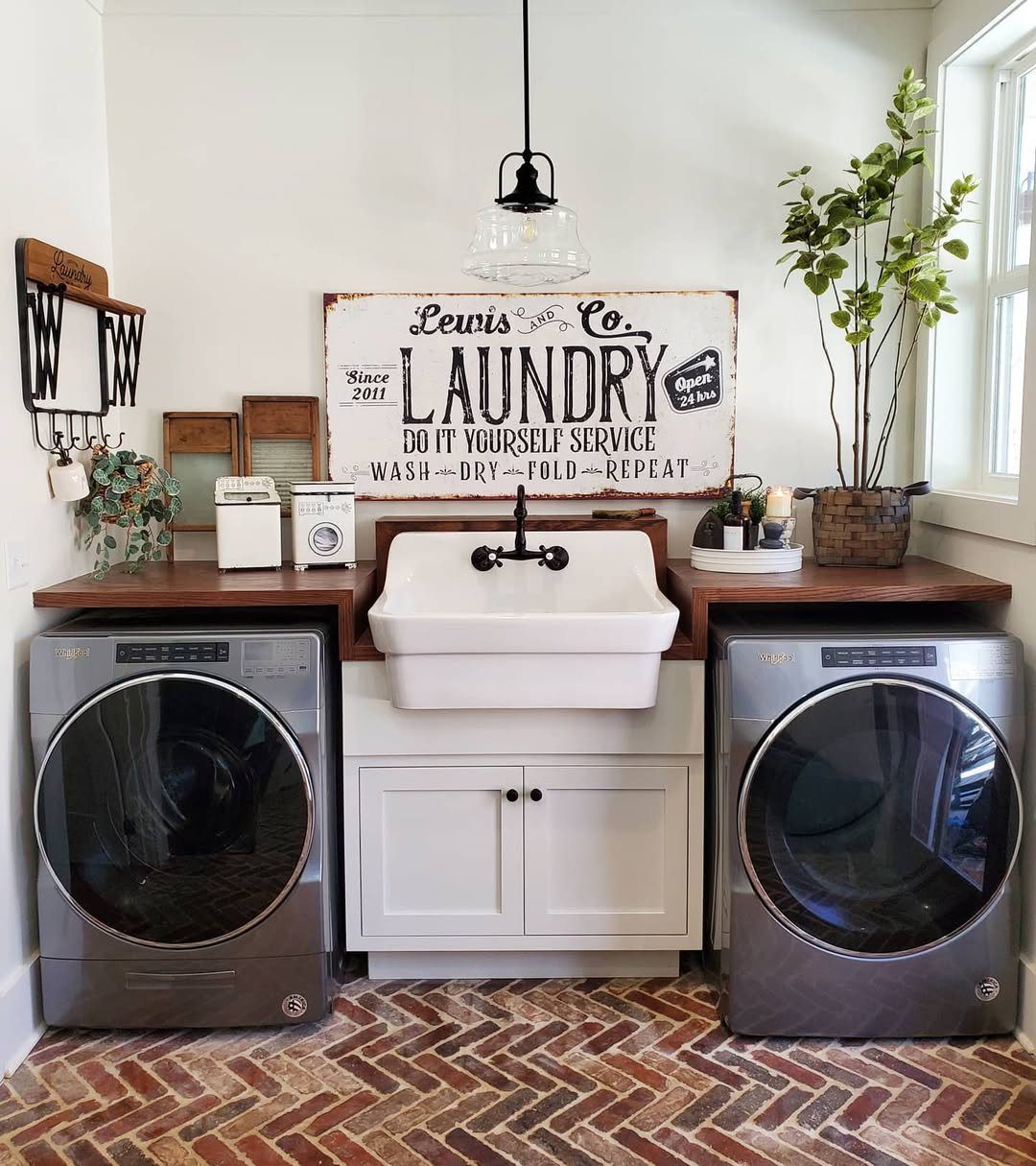 Vintage Farmhouse Charm With Modern Function