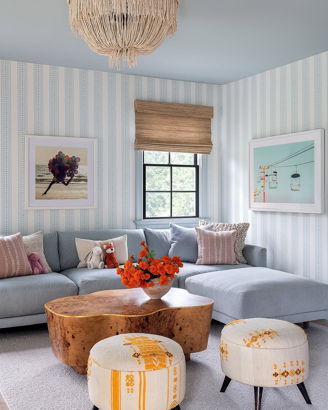 Here Are the 12 Best Paint Colors For Small Living Room According To Experts