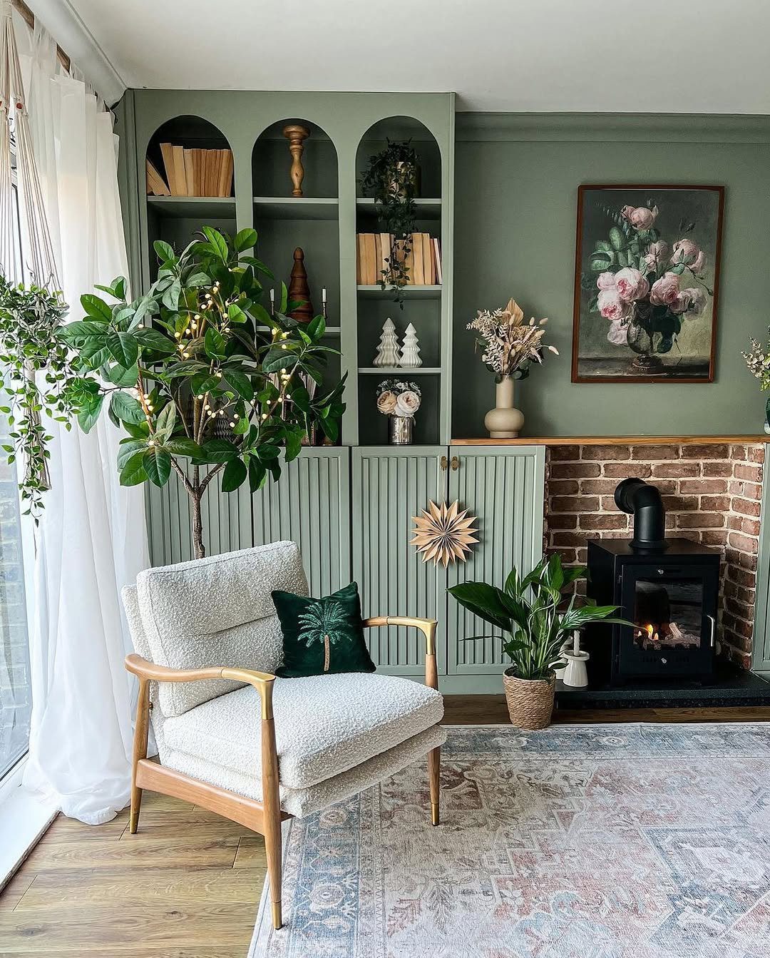 Here Are the 12 Best Paint Colors For Small Living Room According To Experts