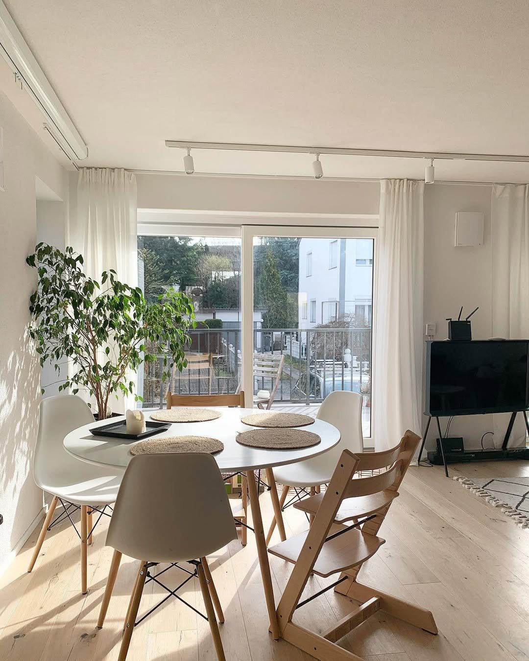 A Bright And Airy Sunlit Dining Space