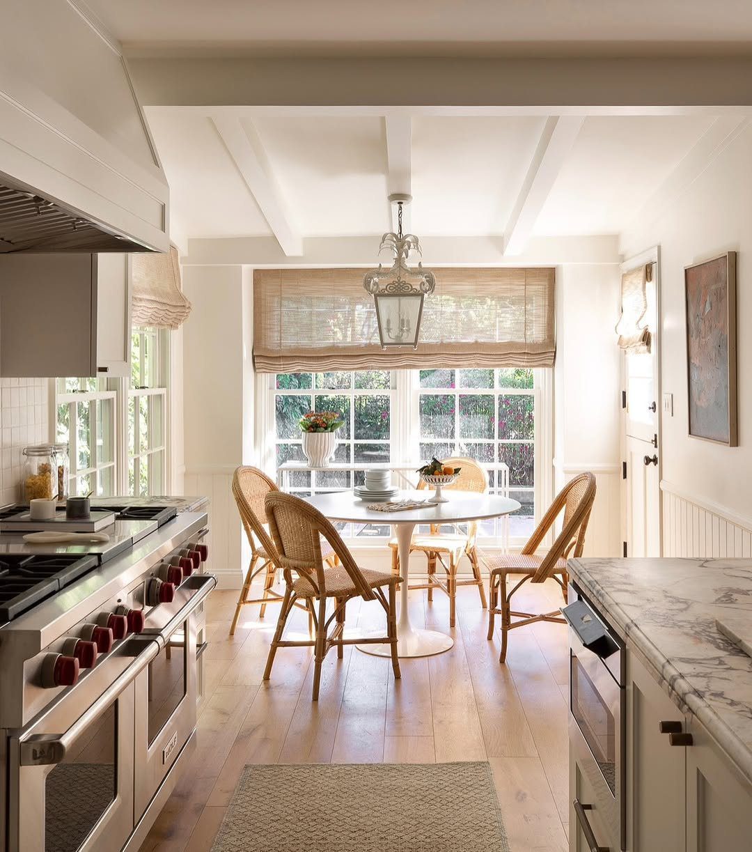 A Sun Soaked Blend Of Charm And Elegance