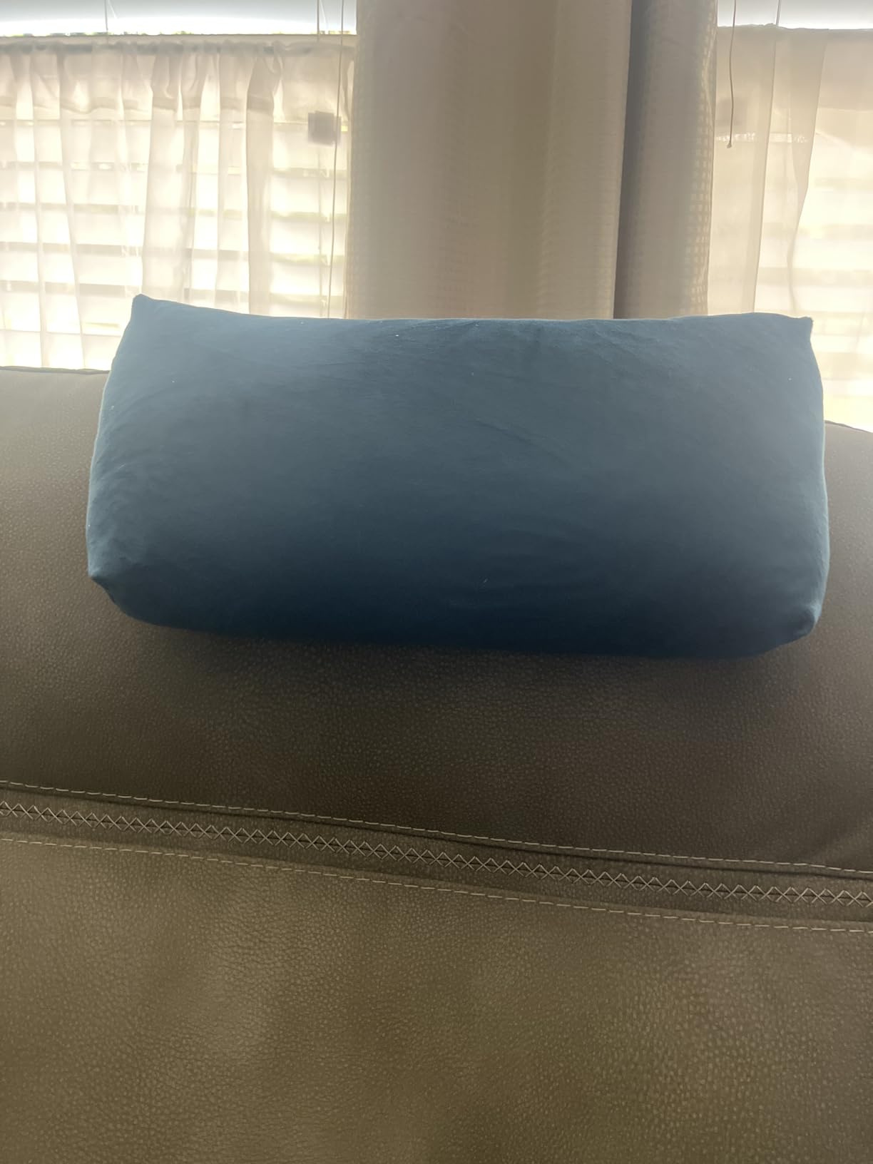 AHUAWA Recliner Headrest - Customer Photo
