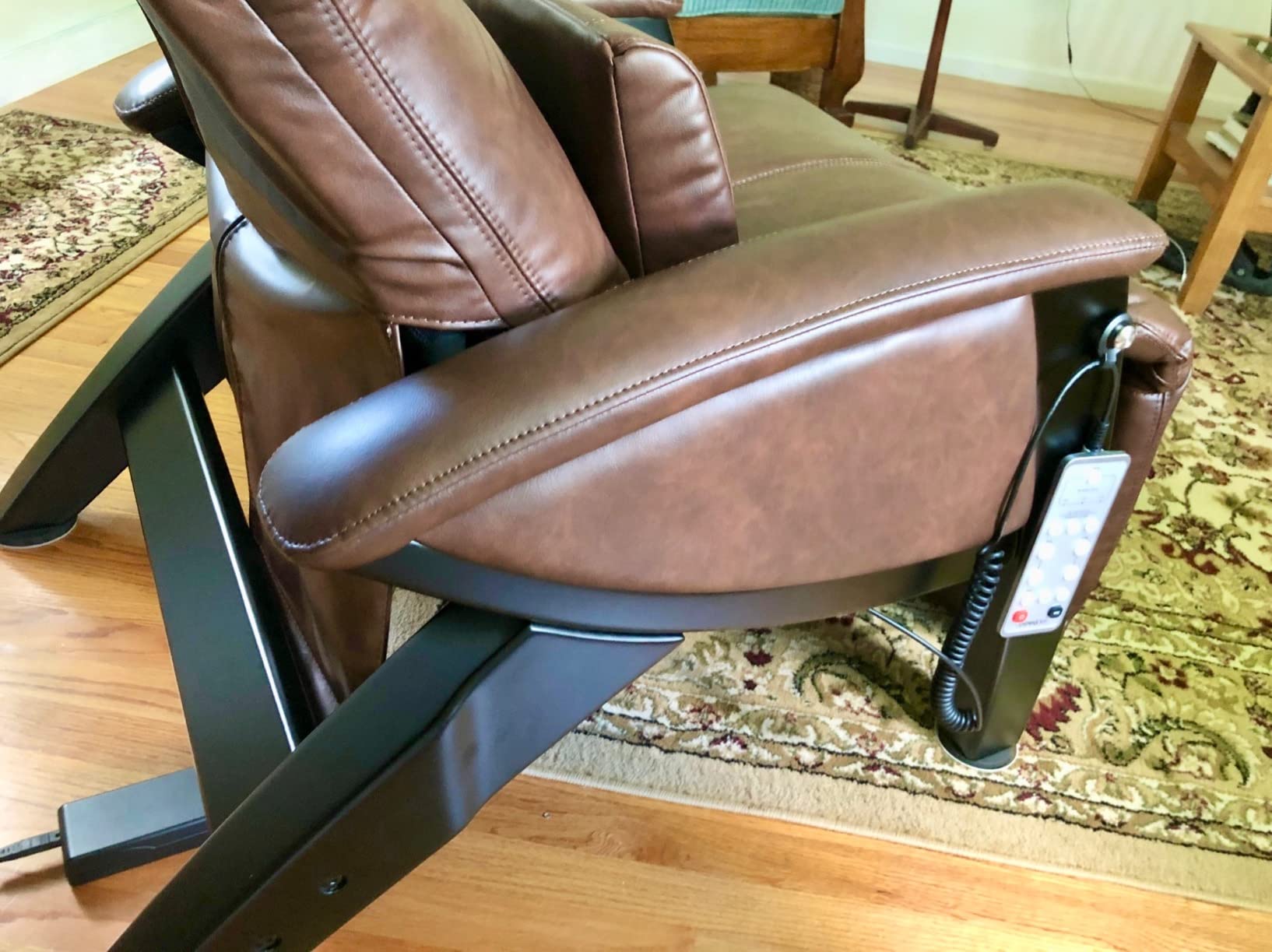 Cozzia Svago ZGR Plus Zero Gravity Chair (SV395) Vibration Massage Power Recline Memory Foam Pillow Heat Therapy (Chestnut/Black) customer photo 1
