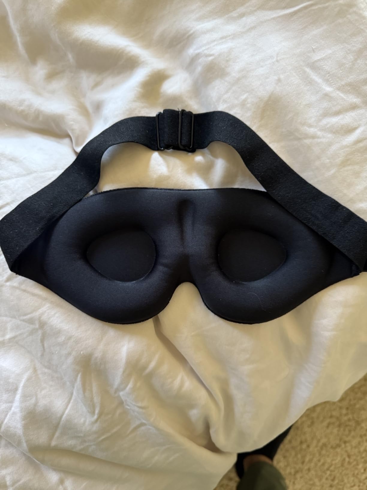 YIVIEW Sleep Mask for Side Sleeper, Complete Light Blocking 3D Sleeping Eye Mask, Soft Breathable Eye Cover for Women Men, Relaxing Zero Pressure Night Blindfold - Customer Photo 2