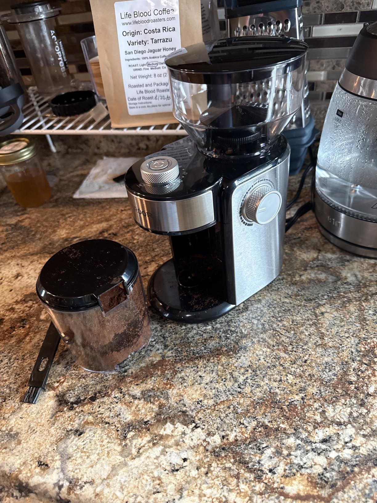 SHARDOR Electric Burr Coffee Grinder 2.0, Adjustable Burr Mill with 16 Precise Grind Settings - Customer Photo 2