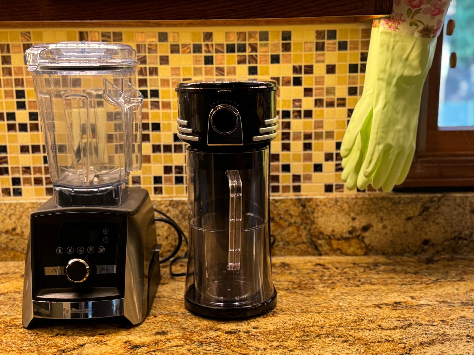 Nostalgia 3-Quart Iced Tea & Coffee Brewing System With Double-Insulated Pitcher, Strength Selector & Infuser Chamber, Also Perfect For Lattes, Lemonade, Flavored Water, Black - Customer Photo 1