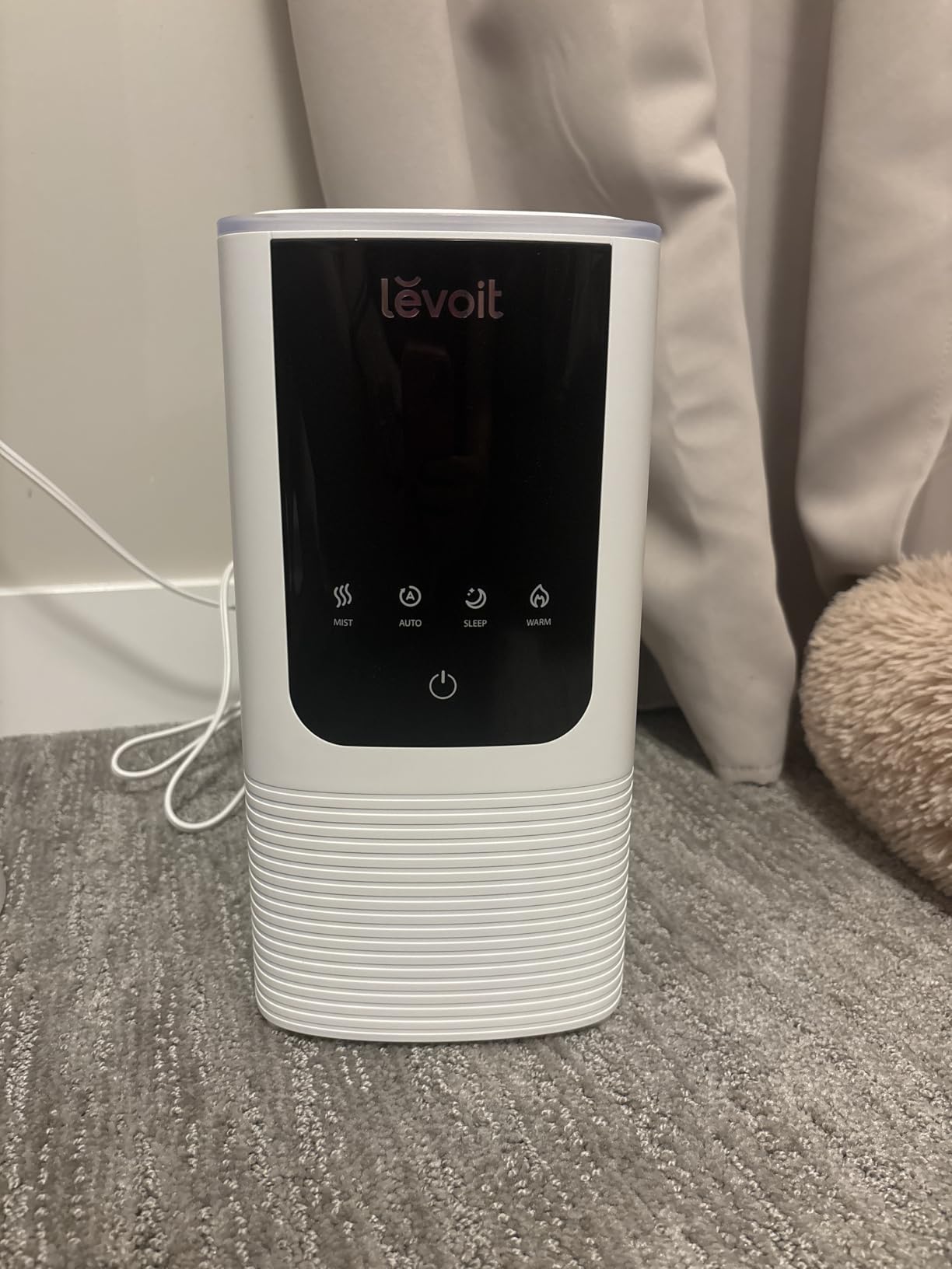 LEVOIT Humidifiers for Bedroom Home, Smart Warm and Cool Mist Air Humidifier for Large Room, Auto Customized Humidity, Fast Symptom Relief, Easy Top Fill, Essential Oil, Quiet, OasisMist4.5L, White - Customer Photo 1