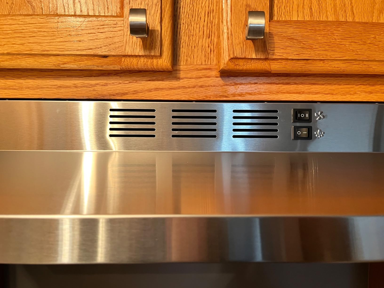 FIREGAS 30 inch Range Hood Under Cabinet, Ducted/Ductless Convertible Stainless Steel Kitchen Range Hood with Rocker Button Control, 2 Speed Exhaust Fan, 300 CFM Aluminum Filter Included - Customer Photo 2