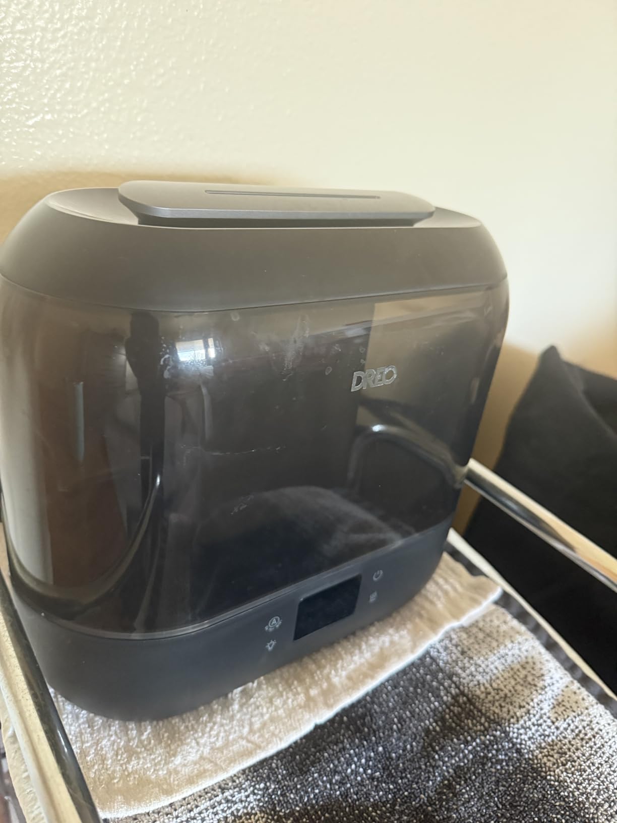 Dreo Smart Humidifiers for Bedroom, Top Fill 4L Supersized Cool Mist Humidifier with Nightlight, 36H Runtime, Touch/APP/Voice Control, 28 dB Quiet Ultrasonic Humidifiers for Large Room, Baby, Plants - Customer Photo 2