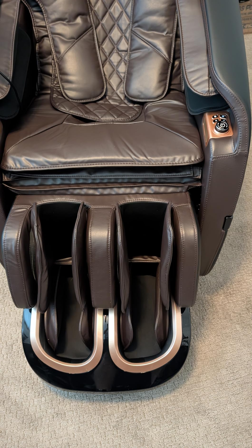 2025 Massage Chair Full Body, Zero Gravity SL-Track Shiatsu Massage Recliner Chair with Heat, AI Control, Body Scan and Calfrest Extension - Customer Photo 2