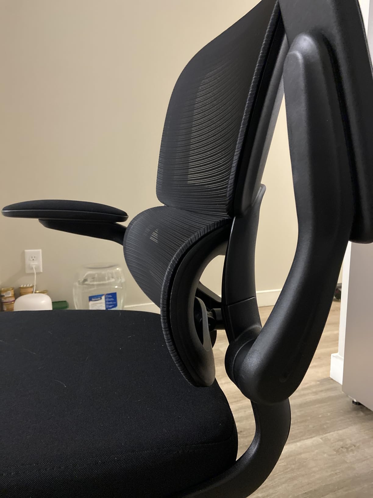 TRALT Office Chair - Ergonomic Desk Chair with Adjustable Lumbar Support, Mesh Computer Chair, Executive Chairs for Home Office Comfortable Lumbar Support (Black) - Customer Photo 2