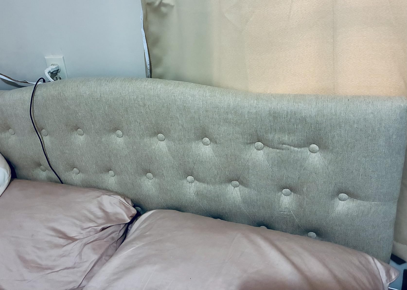 Tufted Upholstered Headboard Queen Size, Sturdy and Durable Solid Wood Bed headboard, Fabric Headboard Adjustable Height from 37