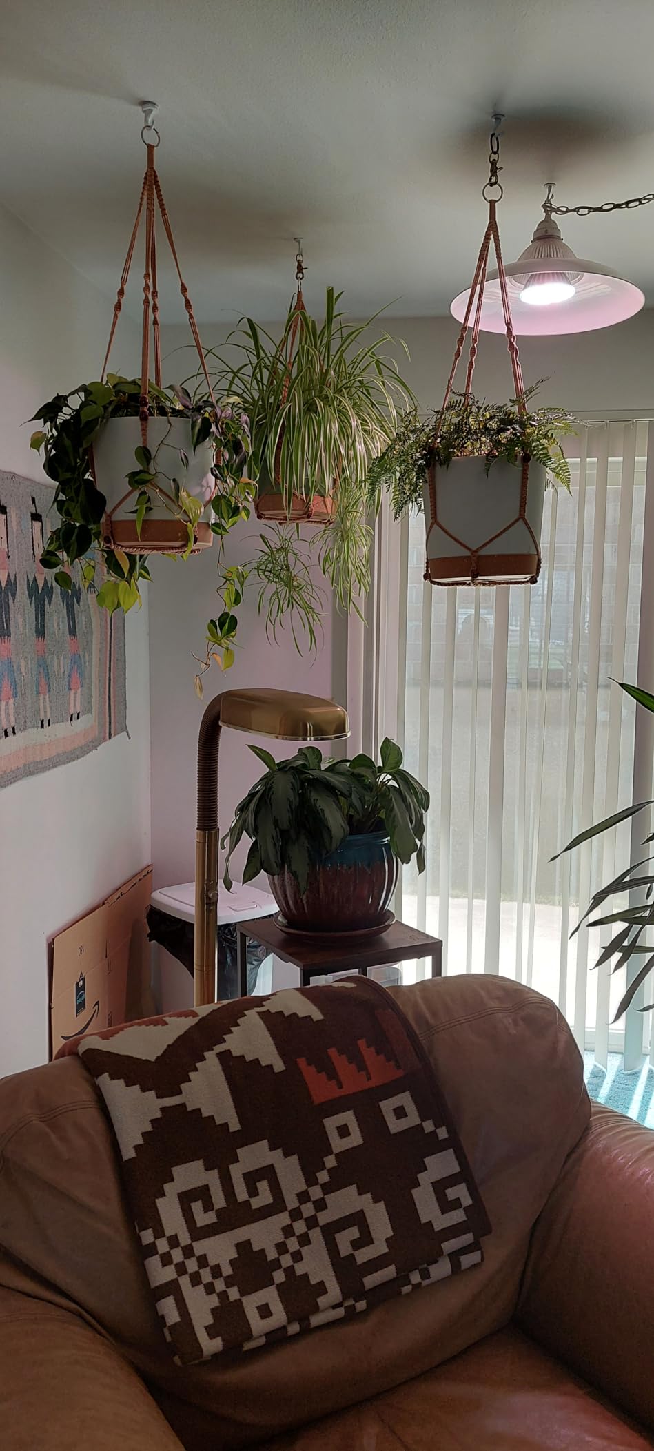 Dreo 6L Top Fill Humidifiers for Bedroom, 60H Runtime Supersized Cool Mist Humidifier for Large Room, 28 dB Quiet Baby Air Humidifiers for Nursery, Plants, Indoor, Night Light, LED Display, Ultrasonic - Customer Photo 3