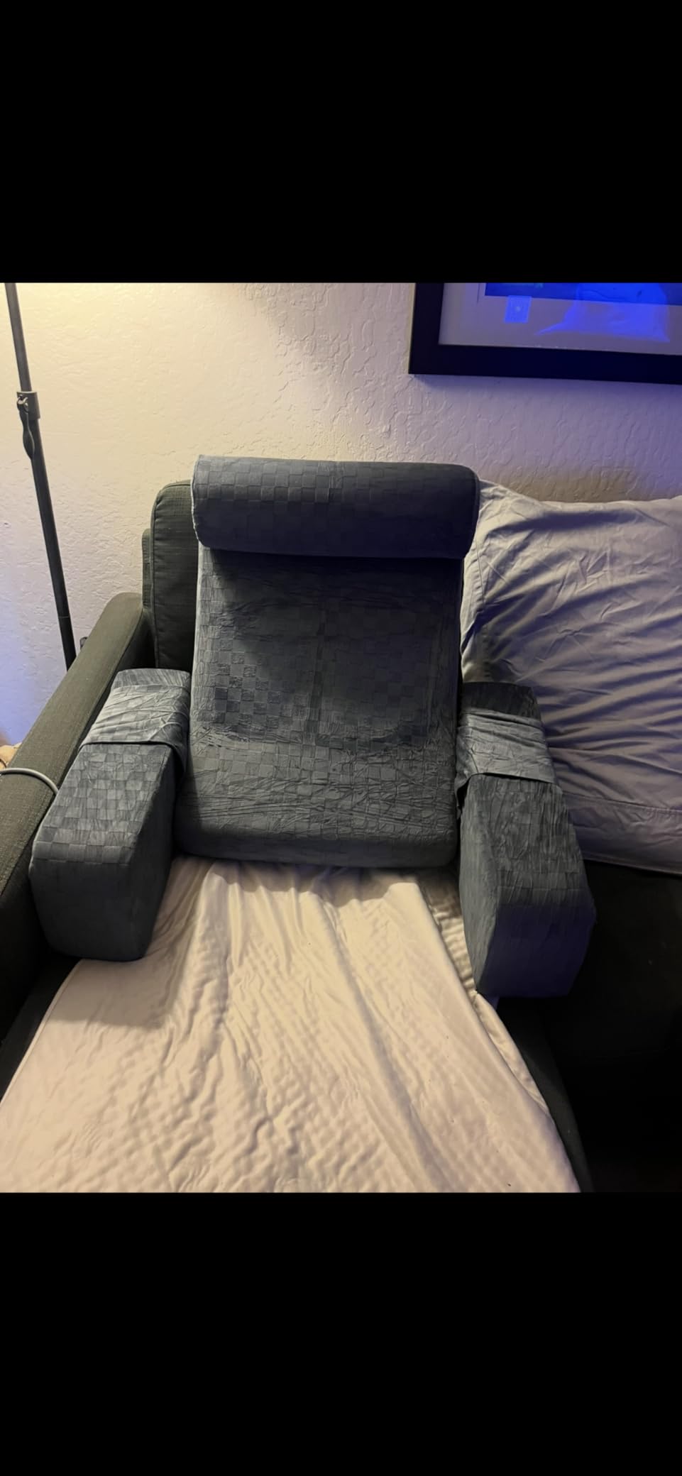 Vekkia Reading Pillow,Back Pillow for Bed Sitting Up Adult,Backrest Support Pillow with Arm and Large Pockets,Rest Chair for Reading,Gaming,Relaxing,Working or Watching TV in Bed&Floor-19in Grey - Customer Photo 1