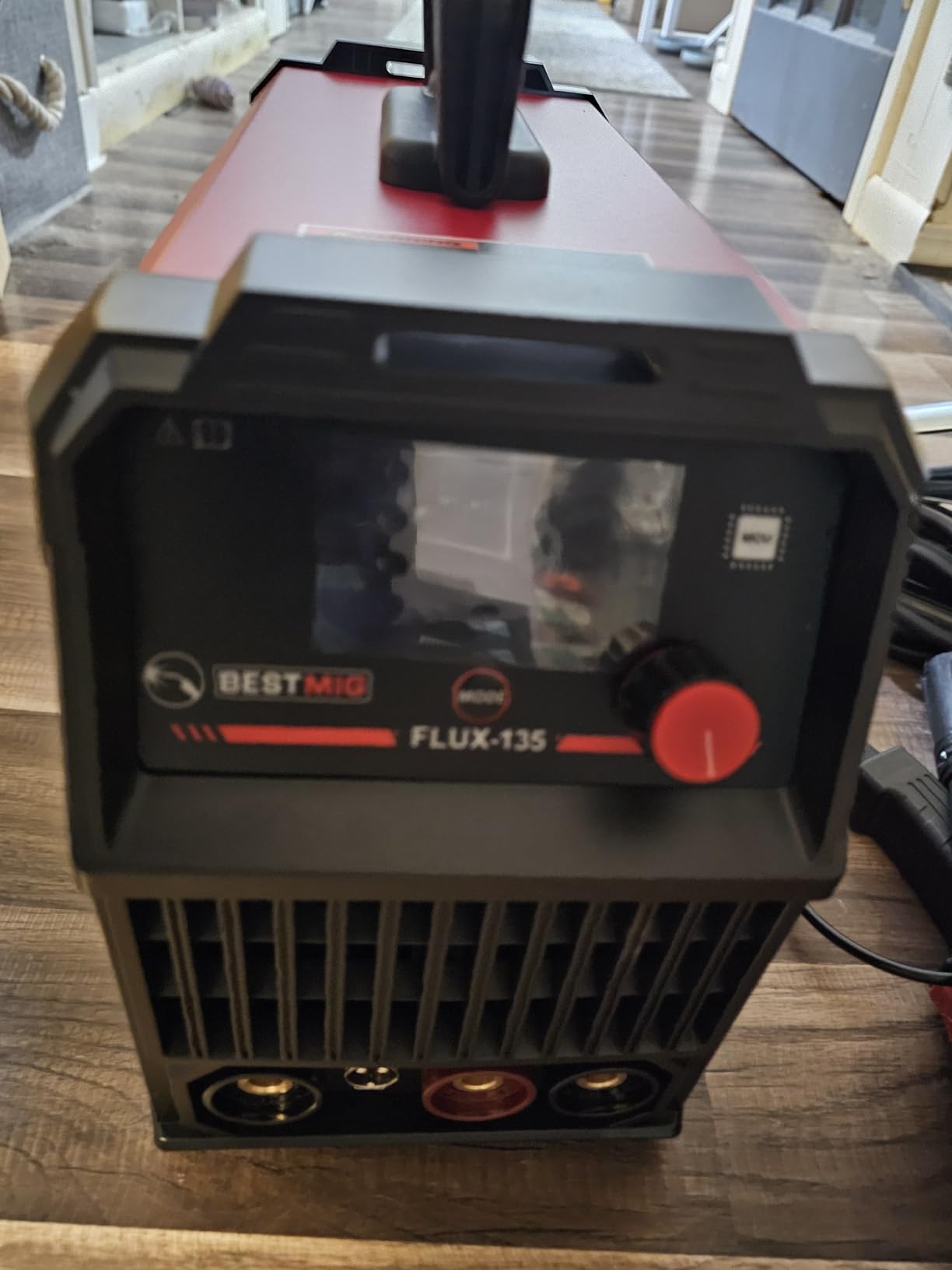 BESTMIG 135A MIG Welder - 3-in-1 Flux Core Welder, MIG/Lift TIG/Stick Welding Machine - Portable IGBT Inverter - 110V with Welder Helmet and Gloves (Red Black, MIG 135A Welder) customer photo 2