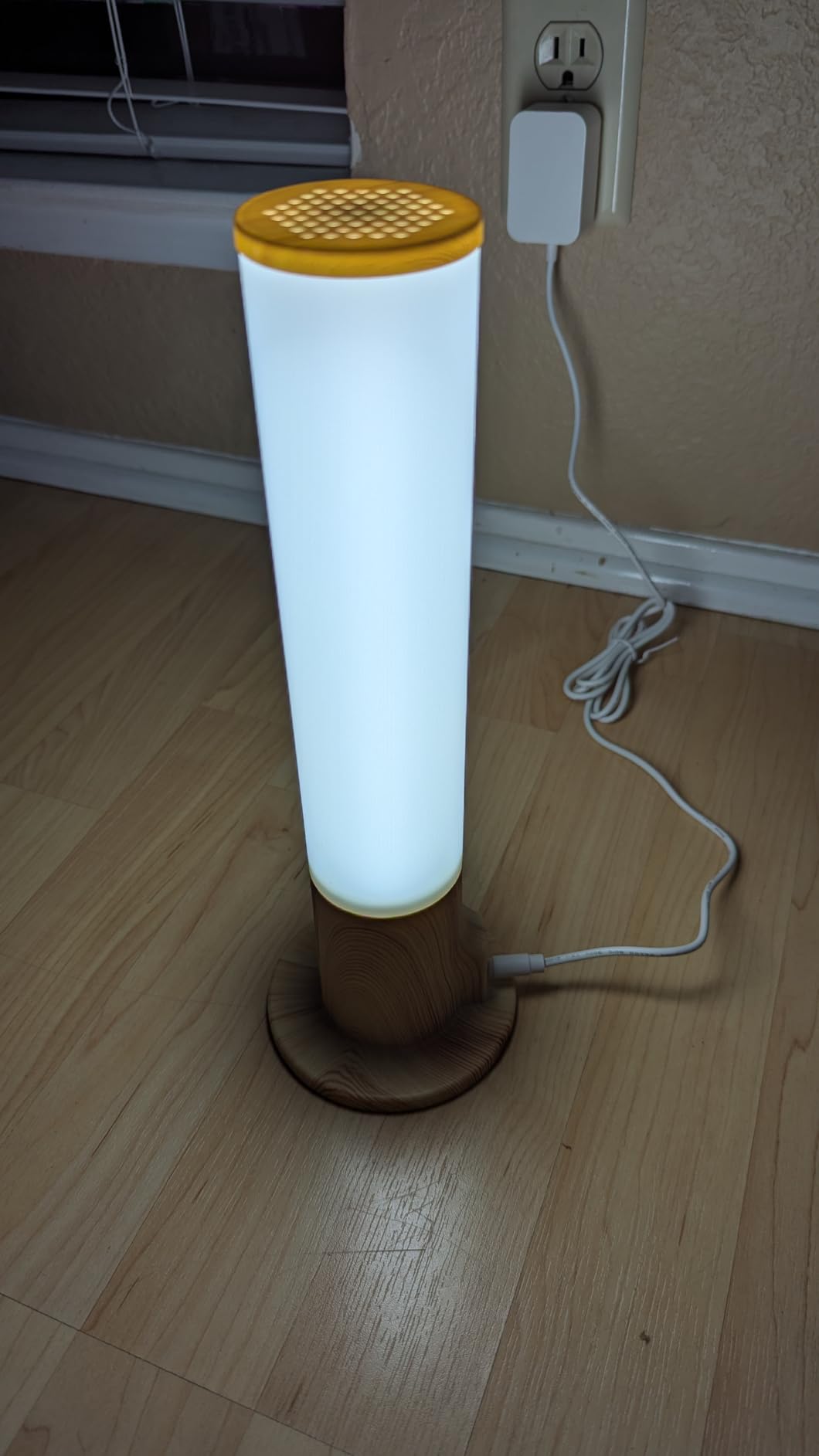 Happy Light Therapy Lamp 10000 Lux - UV Free LED with 3 Brightness Settings, Timer, Memory Function - Compact Sunlight Simulation for Mood & Energy - Customer Photo 3