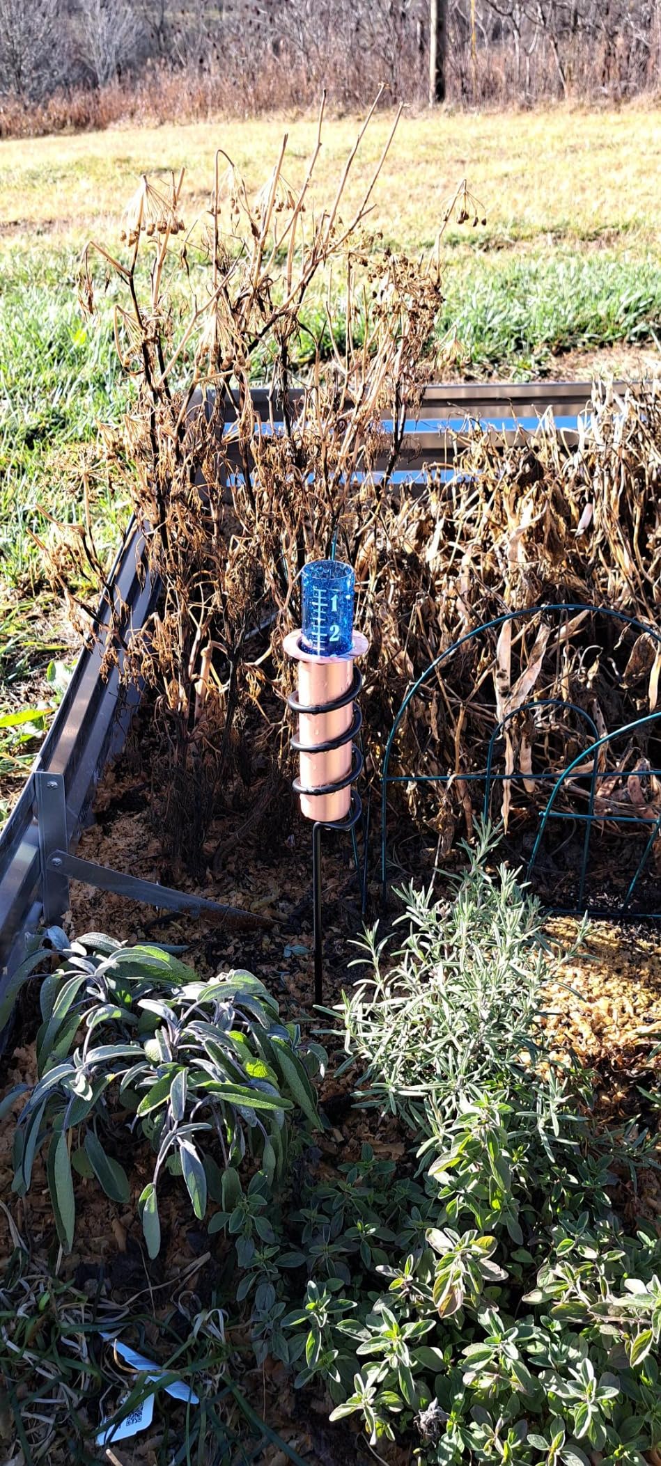 WCRG Copper Rain Gauge for Yard, Steel Stake - Outdoor Sprinkler Gauges, Shatterproof, Winter-Safe, Accurate, Decorative - The Original Floating Rain Gauge, USA Assembled & Designed - Customer Photo 1