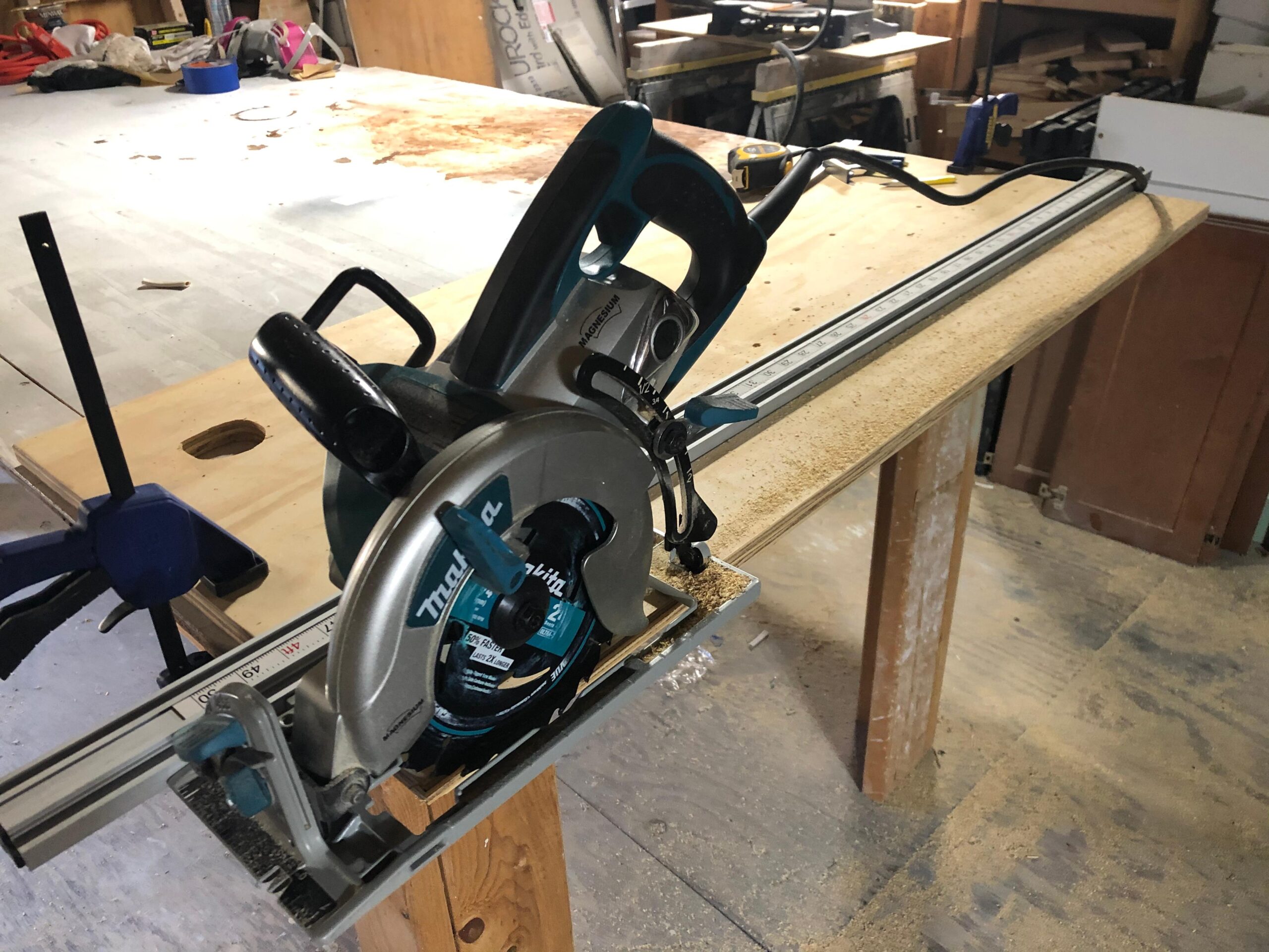 Makita 5377MG 7-1/4