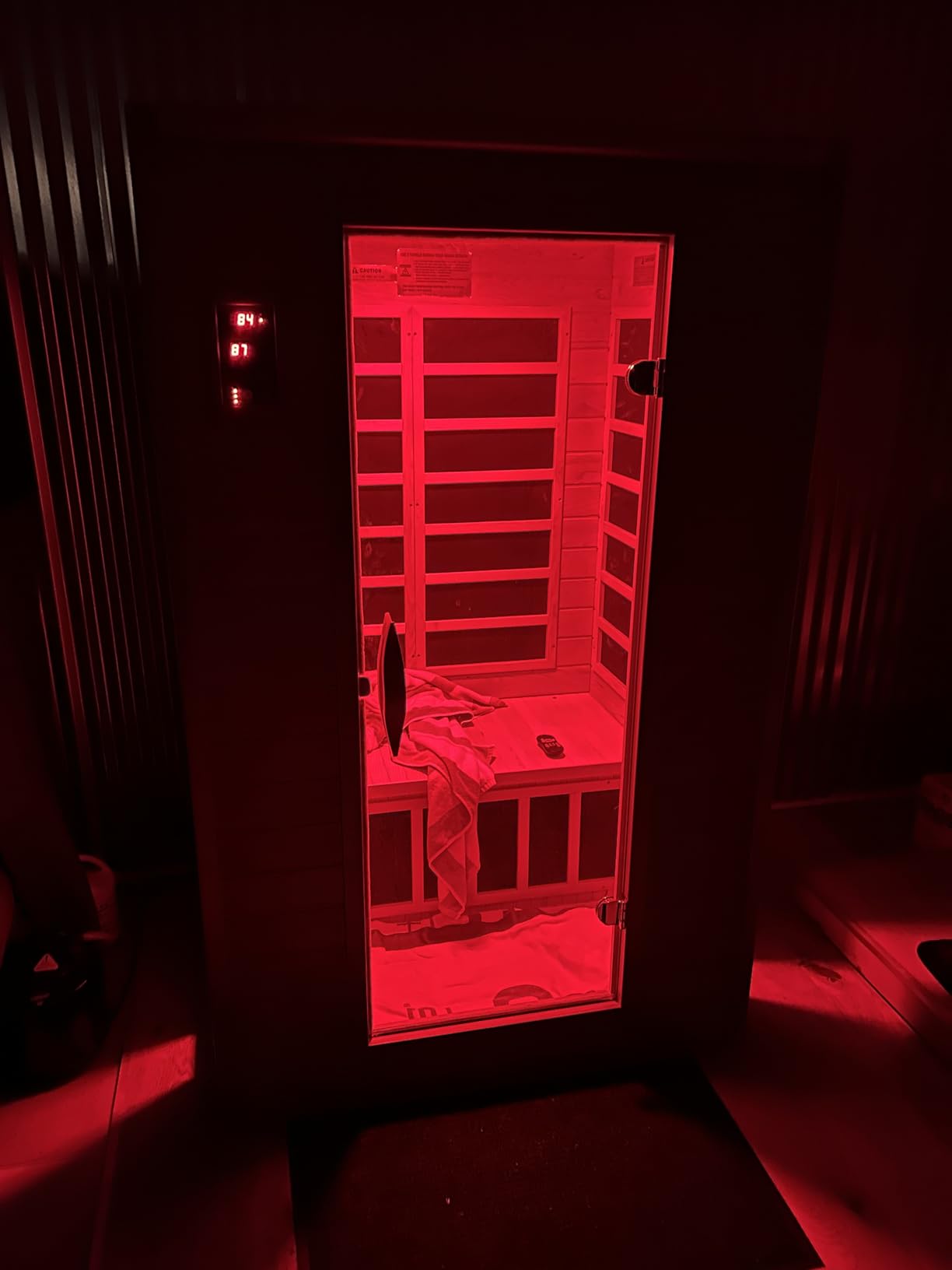 Dynamic Saunas Andora 2-Person Low EMF FAR Infrared Sauna with Red Light Therapy & Bluetooth Speakers | Personal Indoor Dry Heat Sauna for Home & Gym – Made from Canadian Hemlock - Customer Photo 3