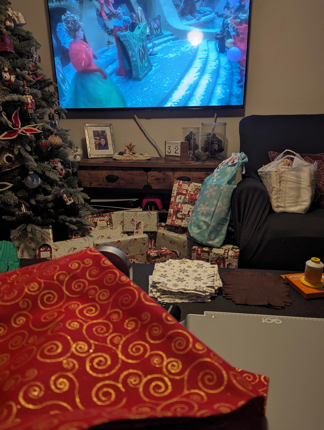 Accuquilt GO! Fabric Cutter Starter Set - Customer Photo 1