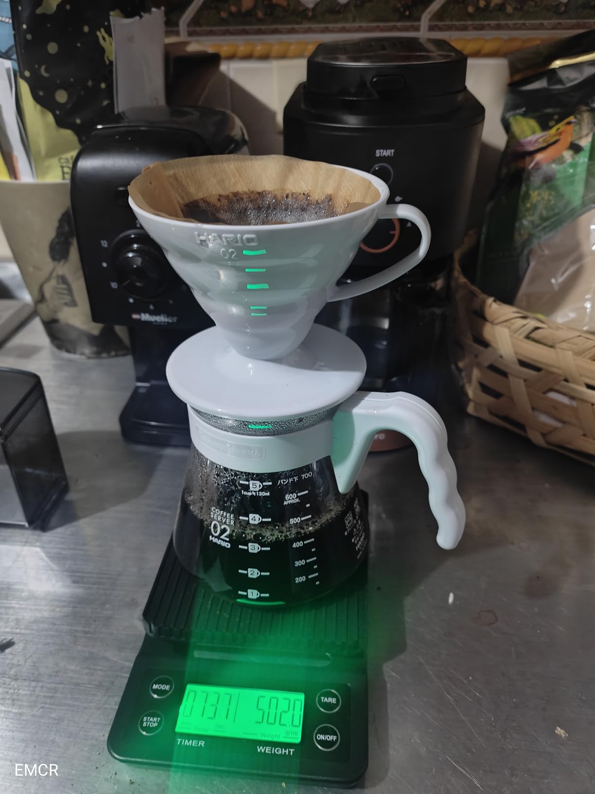 Hario V60 Pour Over Coffee Starter Set, Size 02, Red - Customer Photo 1