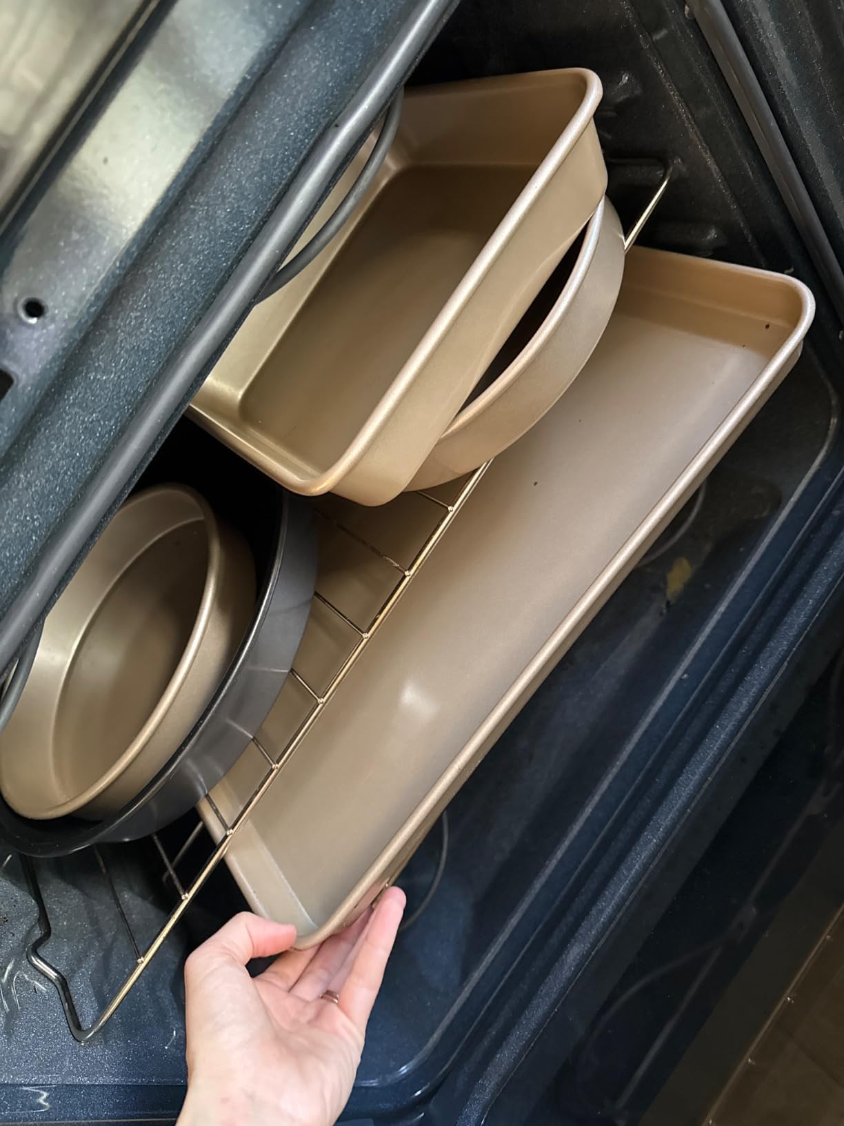 Cuisinart 9-Inch Chef's Classic Nonstick Bakeware Springform Pan, Champagne - Customer Photo 1