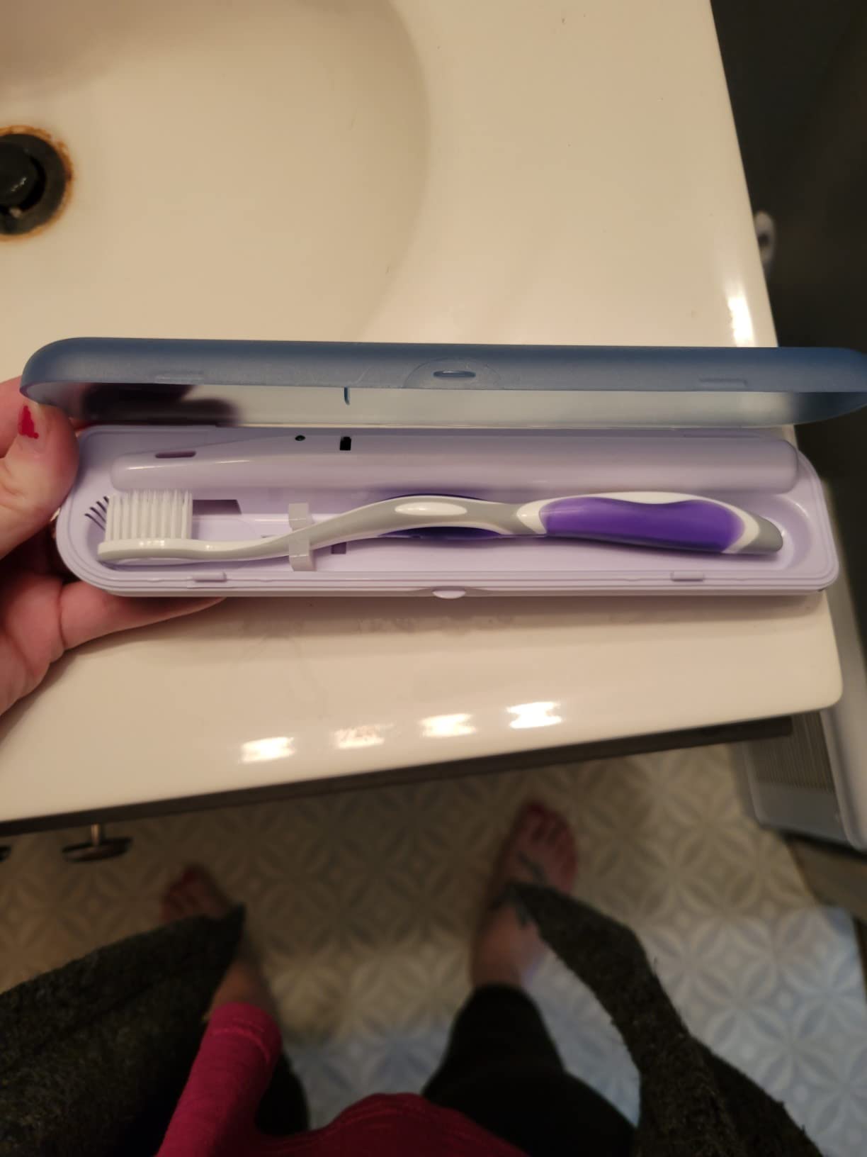 Pursonic Portable UV Toothbrush Sanitizer Case - Travel Toothbrush Sanitizer and Holder - For Electric and Manual Brush Heads with UV Light & Auto Shut Off Timer - Customer Photo 2