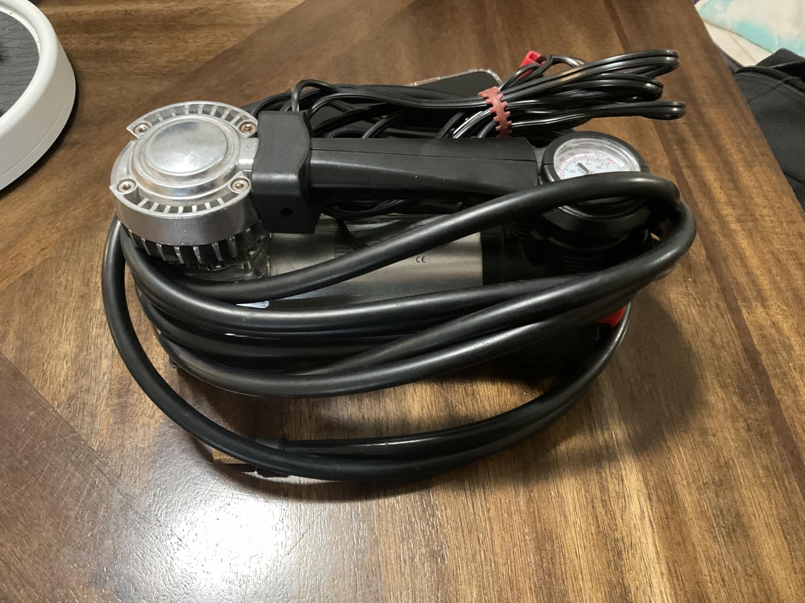 VIAIR 88P - 00088 Tire Inflator Portable On/Offroad Air Compressor for Car, Truck, SUV & RV | 12V Heavy Duty Pump 120 PSI, Alligator Clip, Twist Chuck - Customer Photo 1