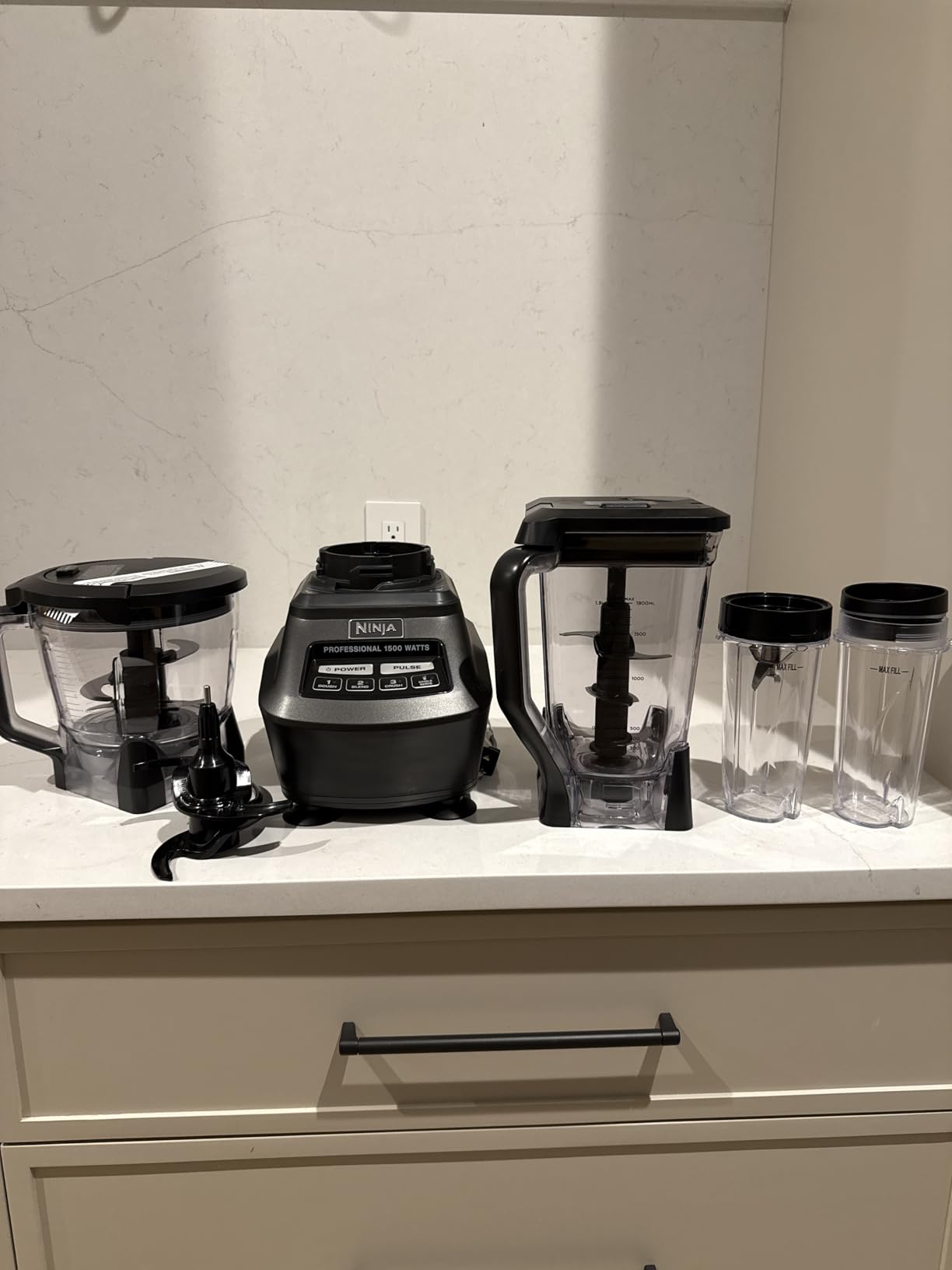 Ninja Mega Kitchen System, 1500W, 72 oz. Full-Size Blender & 8-Cup Food Processor with (2) 16 oz. To-Go Cups, Total Crushing Technology - Smoothies, Ice Crushing, Purees, Dough & More, Black, BL770 - Customer Photo 2