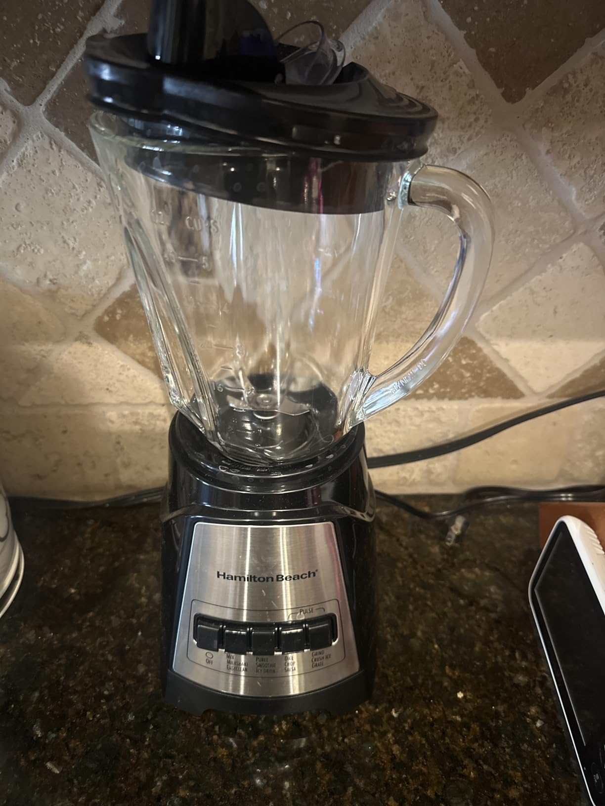 Hamilton Beach Power Elite Wave Action Blender For Smoothies, 40 Oz Glass Jar, 12 Functions Including Puree, Crush Ice, 700 Watts - Black (58148A) - Customer Photo 2