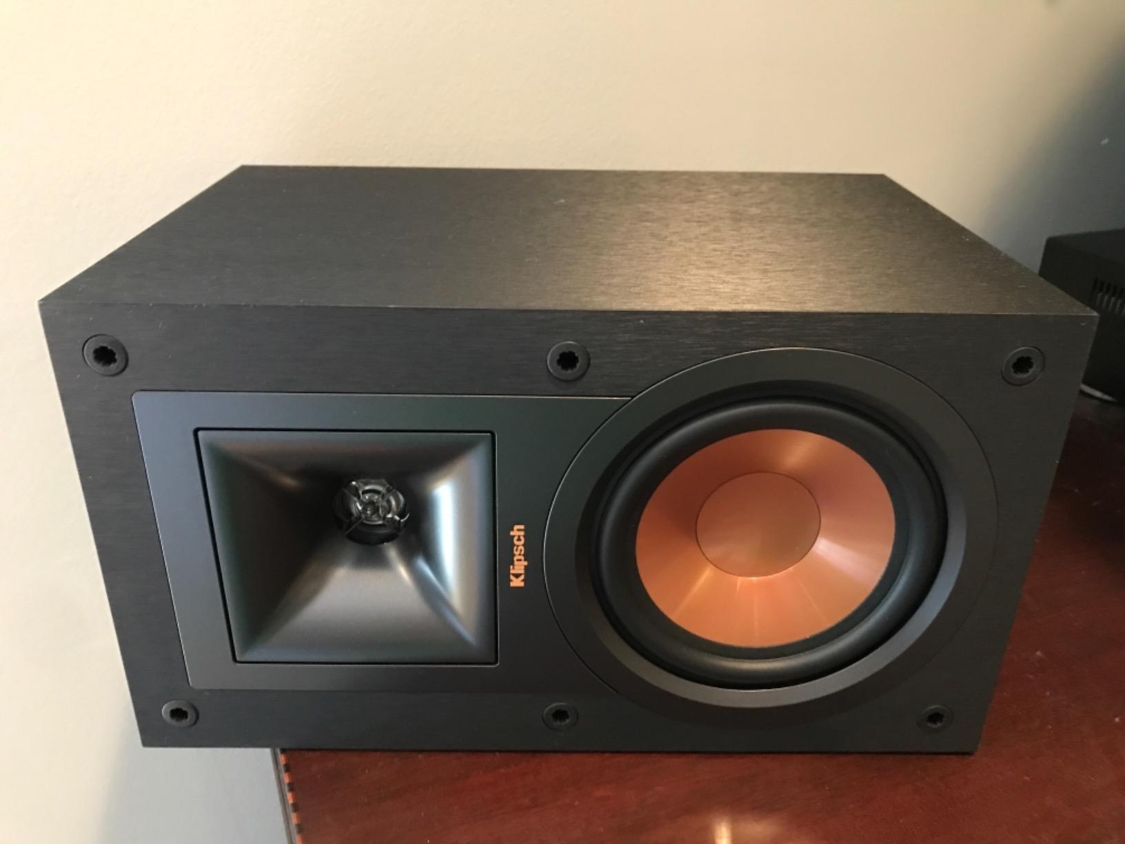 Klipsch R-15M Bookshelf Speaker (Pair) OPEN BOX - Customer Photo 1