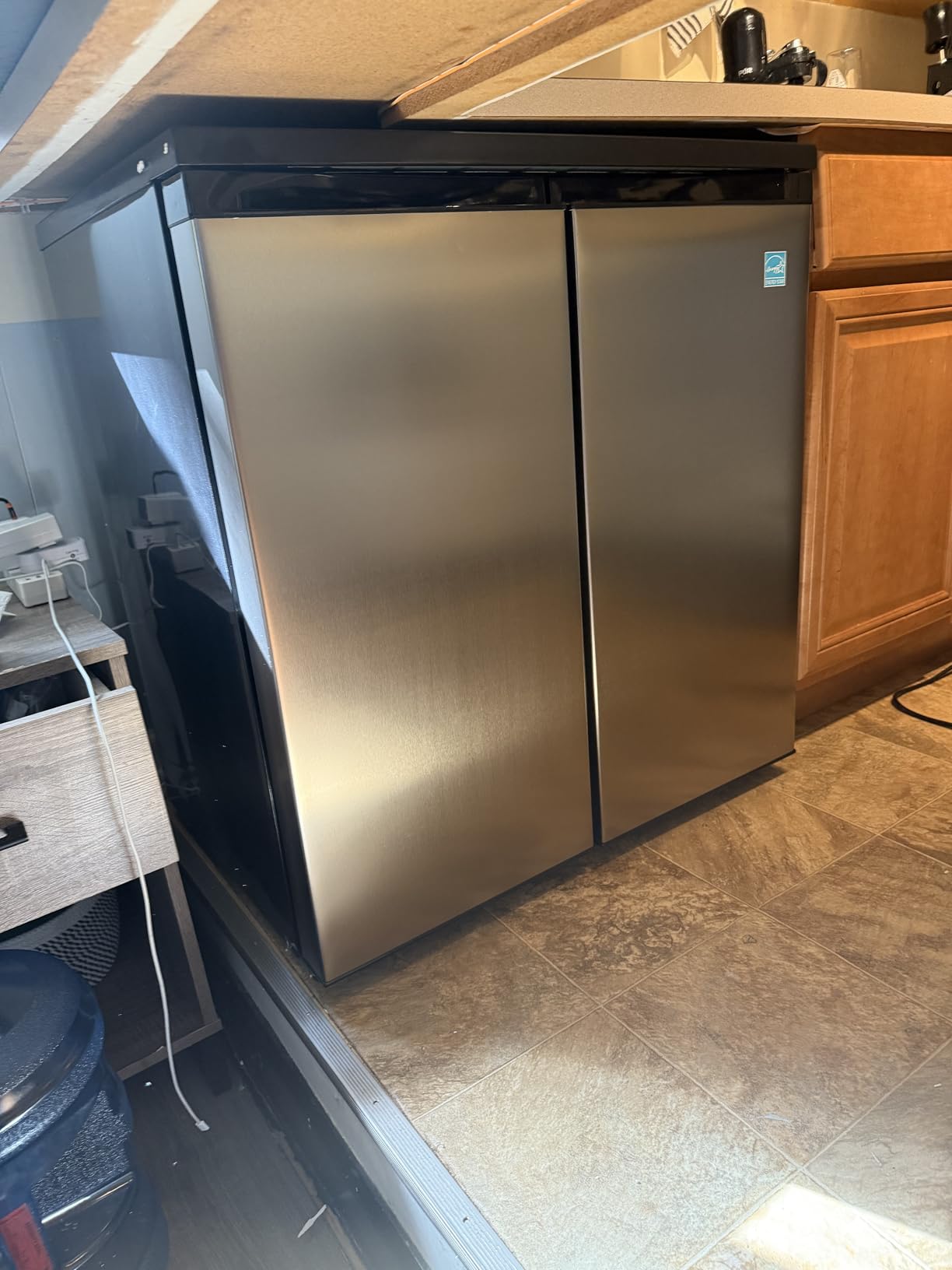 Avanti RMS551SS Mini Fridge Compact Side Refrigerator with Freezer for Home Office or Dorm, Features Dual Doors Glass Shelves and Adjustable Temperature Control, 5.5 cu.ft, Stainless Steel Customer Review Avanti RMS551SS Mini Fridge Compact Side Refrigerator with Freezer for Home Office or Dorm, Features Dual Doors Glass Shelves and Adjustable Temperature Control, 5.5 cu.ft, Stainless Steel - Customer Photo 1