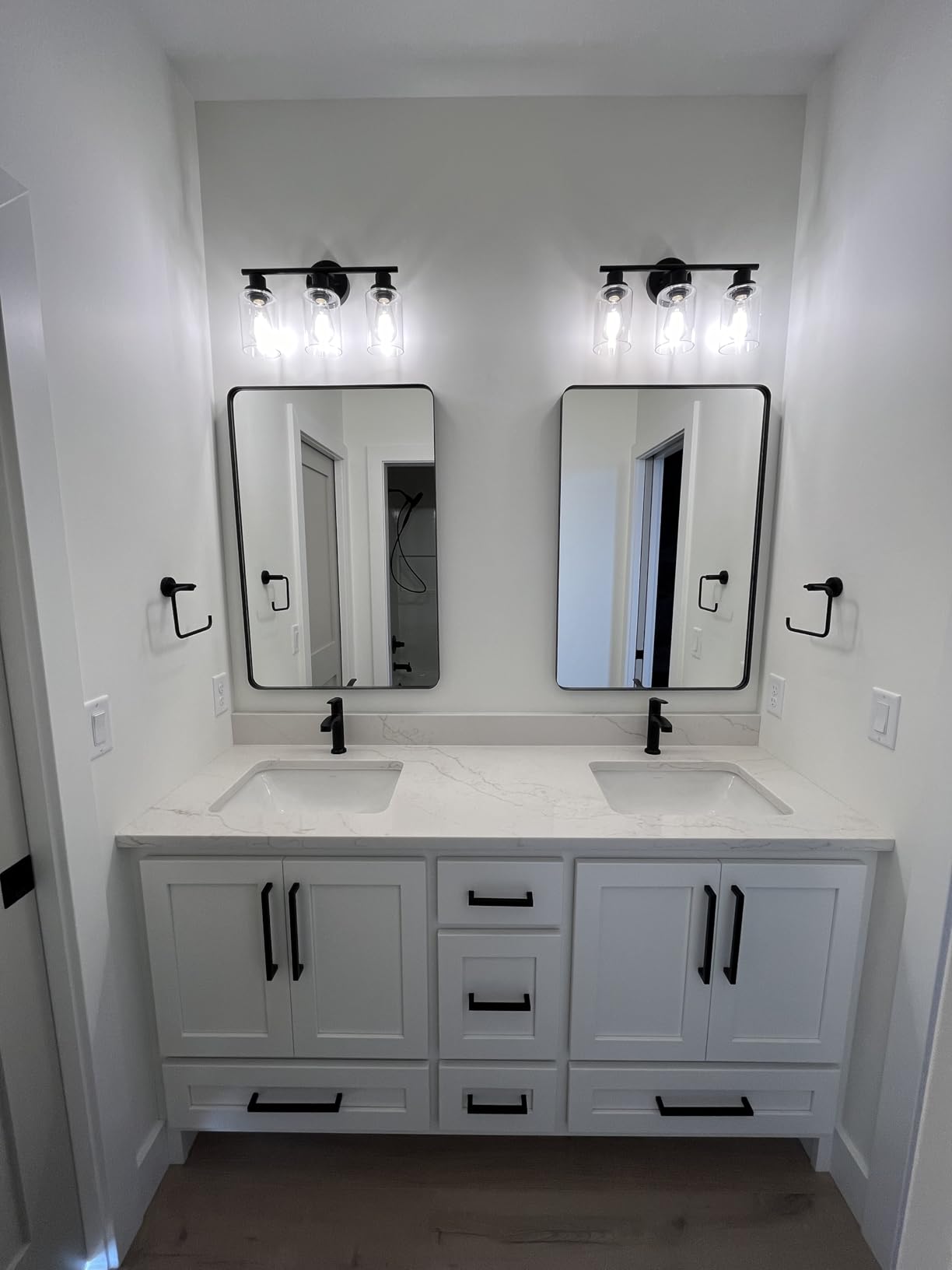 KOHLER 20000-0 Caxton Rectangle Undermount Bathroom Sink, Bathroom Vanity Sink with Overflow Drain, 20-1/4 L x 15-11/16 W, White Customer Review KOHLER 20000-0 Caxton Rectangle Undermount Bathroom Sink, Bathroom Vanity Sink with Overflow Drain, 20-1/4 L x 15-11/16 W, White - Customer Photo 1