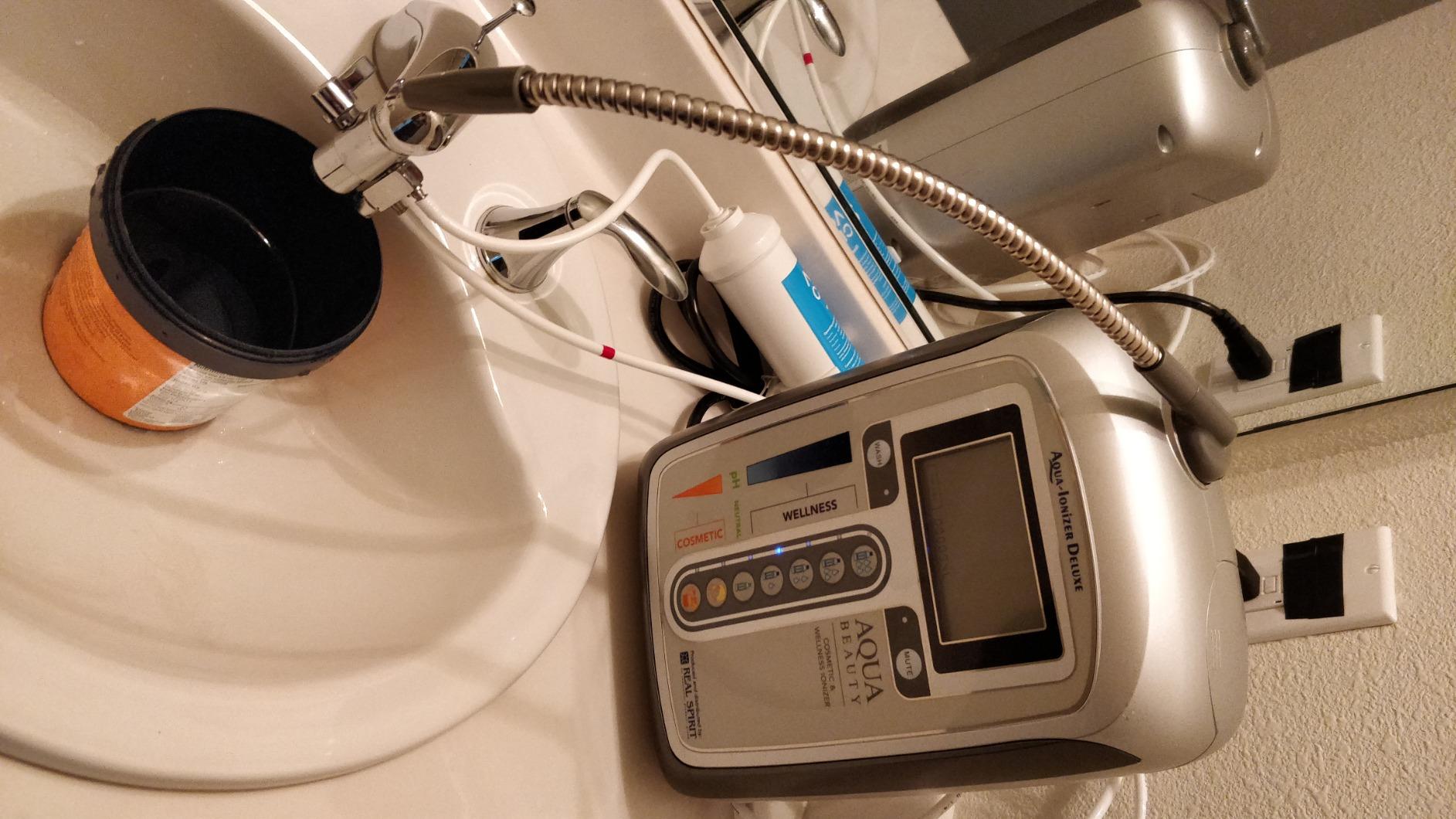 Aqua Ionizer Deluxe 5.0 | Water Ionizer | 7 Water Settings | Home Alkaline Water Filtration System | Produces pH 4.5-10.5 Alkaline Water | Up to -600mV ORP | 4000 Liters Per Filter - Customer Photo 2