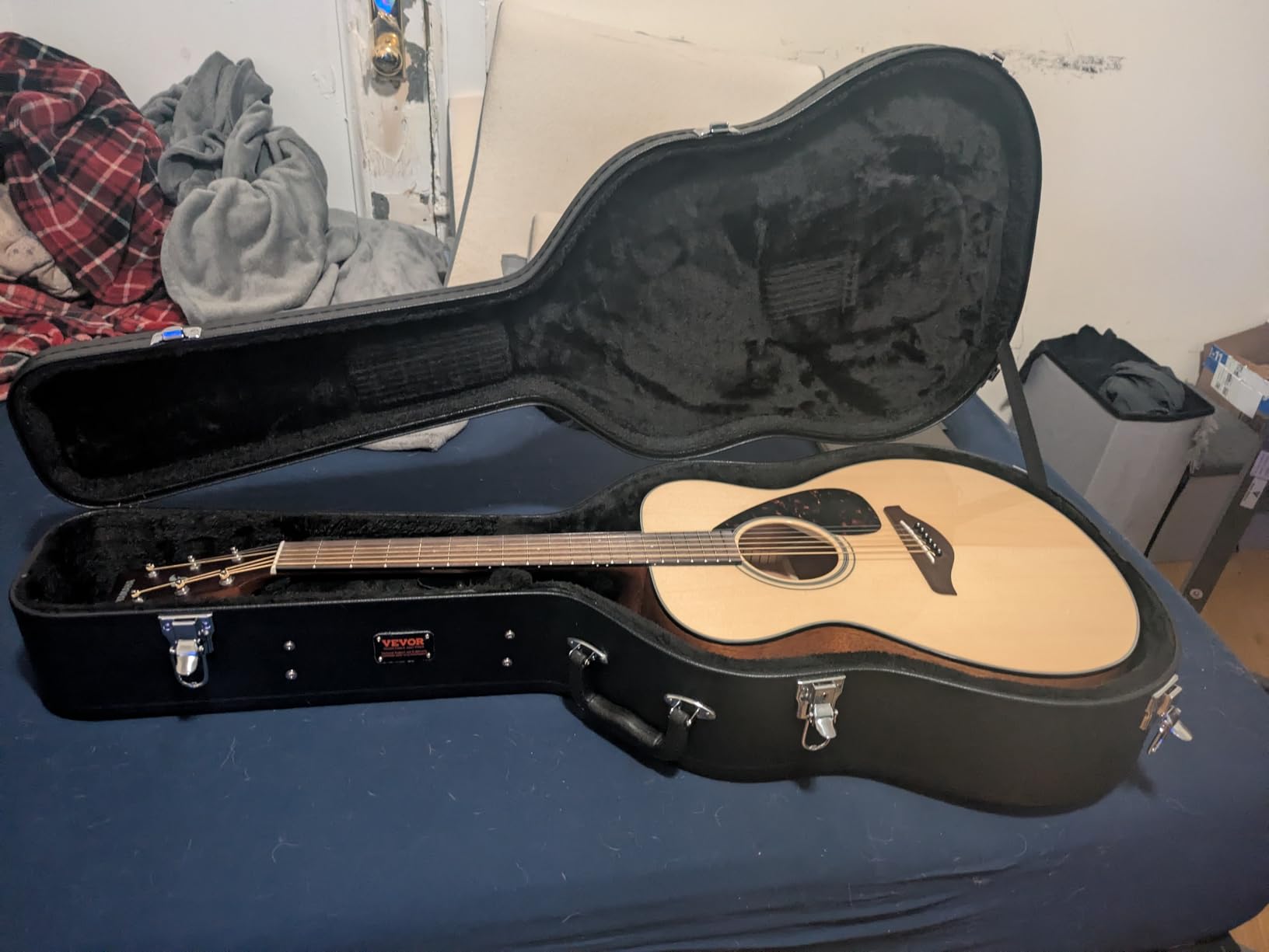 Yamaha FGX800C Solid Top Cutaway Acoustic-Electric Guitar, Dreadnought - Customer Photo 1