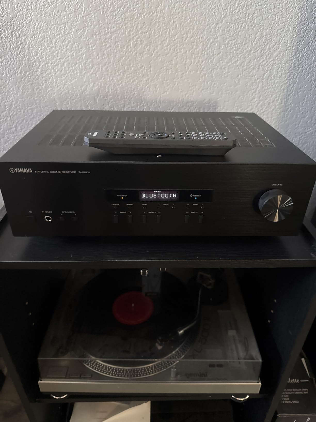 YAMAHA R-S202BL Stereo Receiver - Customer Photo 1