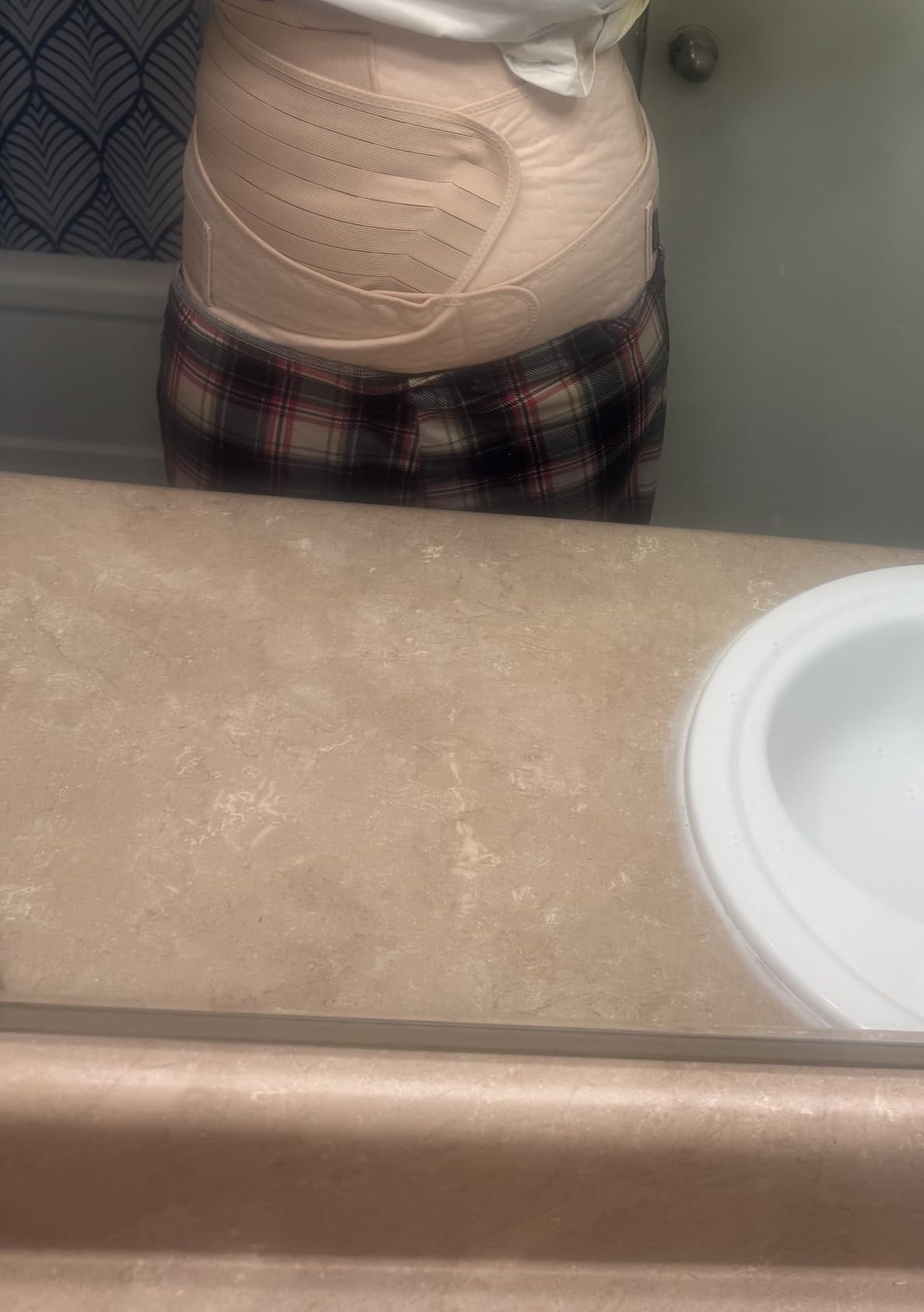 ChongErfei 3 in 1 Postpartum Support - Customer Photo 1 - Postpartum Girdle Review