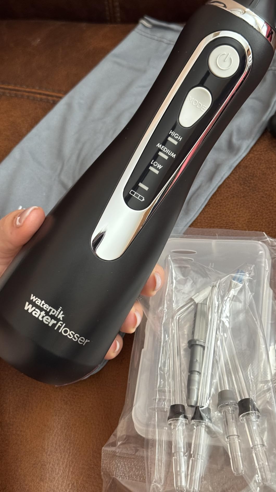 Waterpik Cordless Advanced 2.0 Water Flosser For Teeth, Gums, Braces, Dental Care With Travel Bag and 4 Tips, ADA Accepted, Rechargeable, Portable, and Waterproof, White WP-580, Packaging May Vary - Customer Photo 2