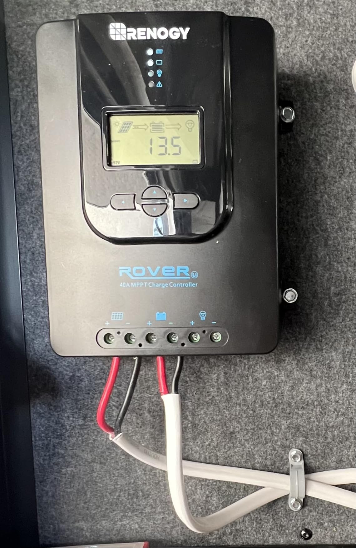 Renogy Rover 40 Amp 12V/24V DC Input MPPT Solar Charge Controller Auto Parameter Adjustable LCD Display Solar Panel Regulator fit for Gel Sealed Flooded and Lithium Battery - Customer Photo 1