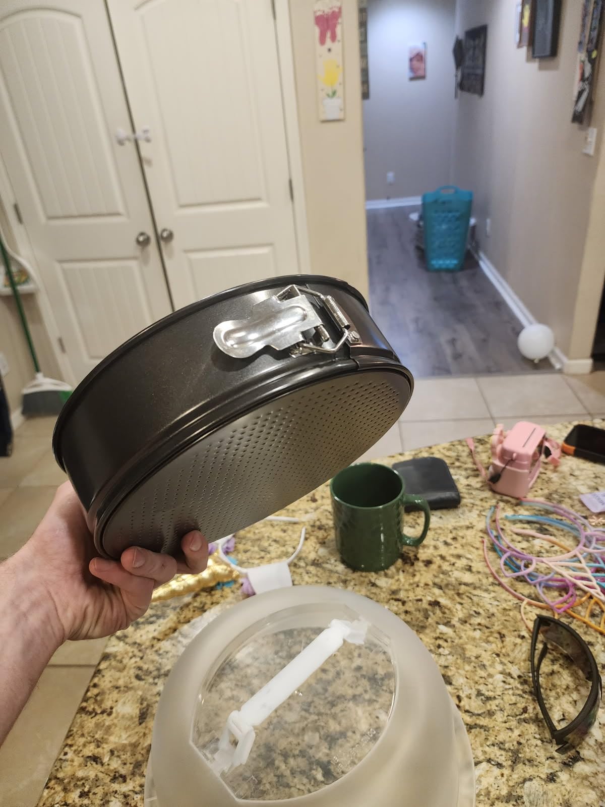 Hiware 9 Inch Non-stick Cheesecake Pan Springform Pan with Removable Bottom/Leakproof - Black - Customer Photo 1