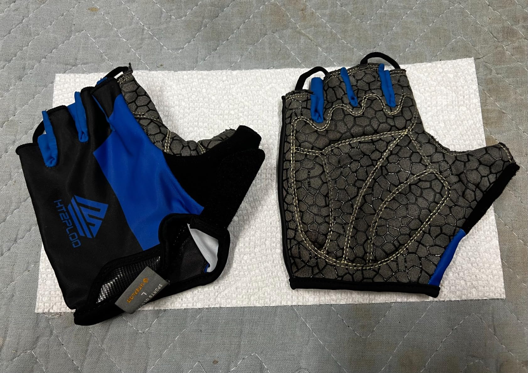 Bike Gloves for Men Women with Anti-Slip Shock-Absorbing Pad, Light Weight Half-Finger Cycling Gloves - Customer Photo 1
