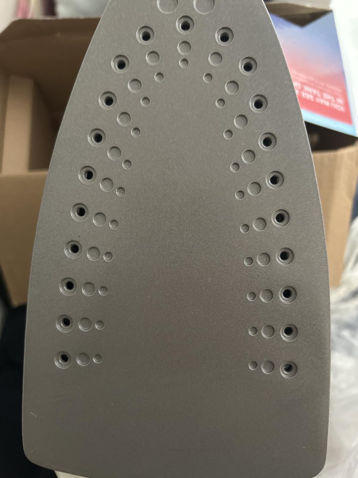 BLACK+DECKER Easy Steam Compact Iron for Clothes, Automatic Shutoff, Nonstick Plate, Light Weight, 1200 Watts - Customer Photo 2