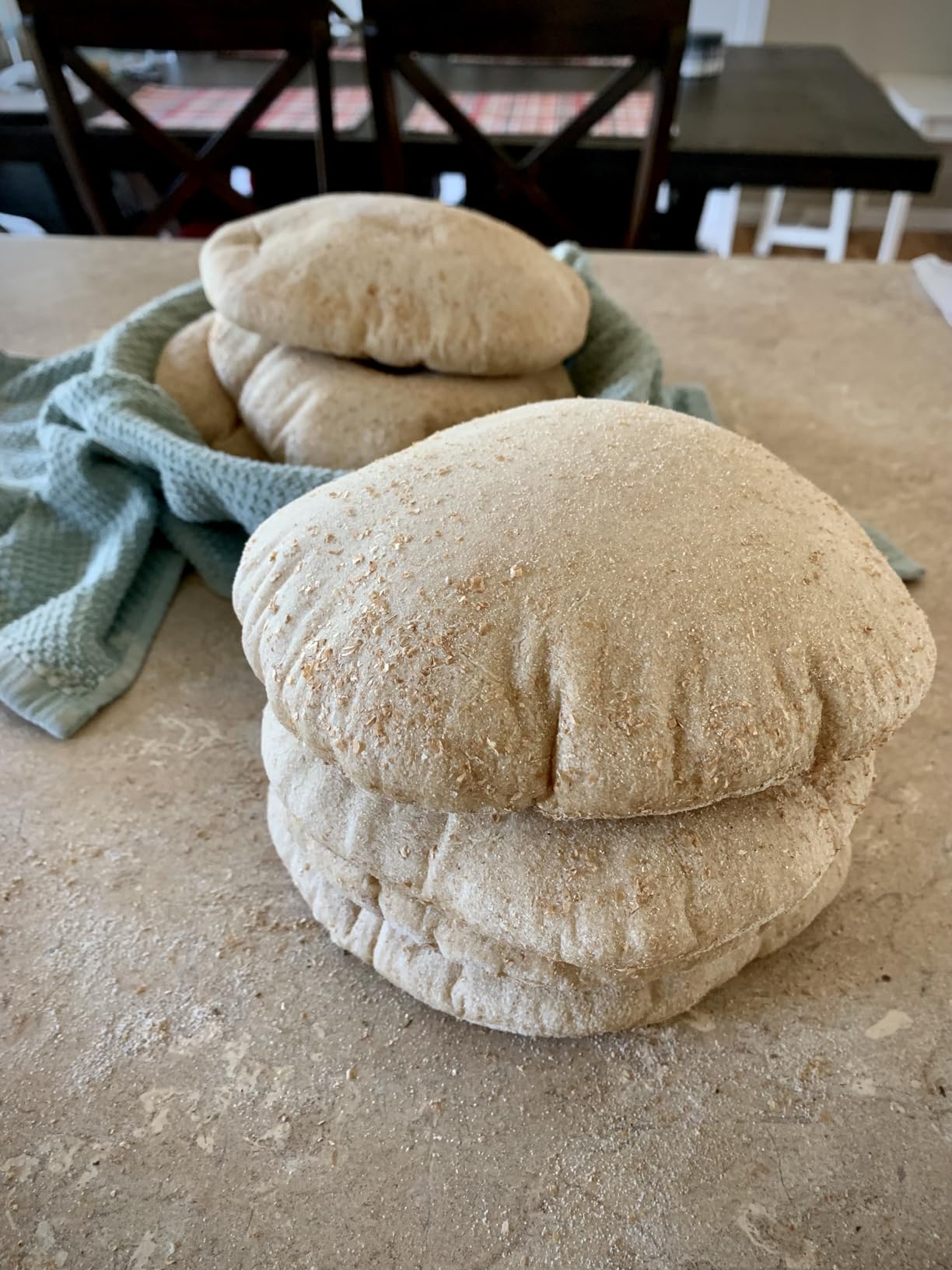 Unicook Pizza Stone, Heavy Duty Cordierite Pizza Pan for Oven and Grill, Thermal Shock Resistant Baking Stone for Bread, 15 X 12 Inch Rectangular, 6.8 lbs Customer Review Unicook Pizza Stone, Heavy Duty Cordierite Pizza Pan for Oven and Grill, Thermal Shock Resistant Baking Stone for Bread, 15 X 12 Inch Rectangular, 6.8 lbs - Customer Photo 2