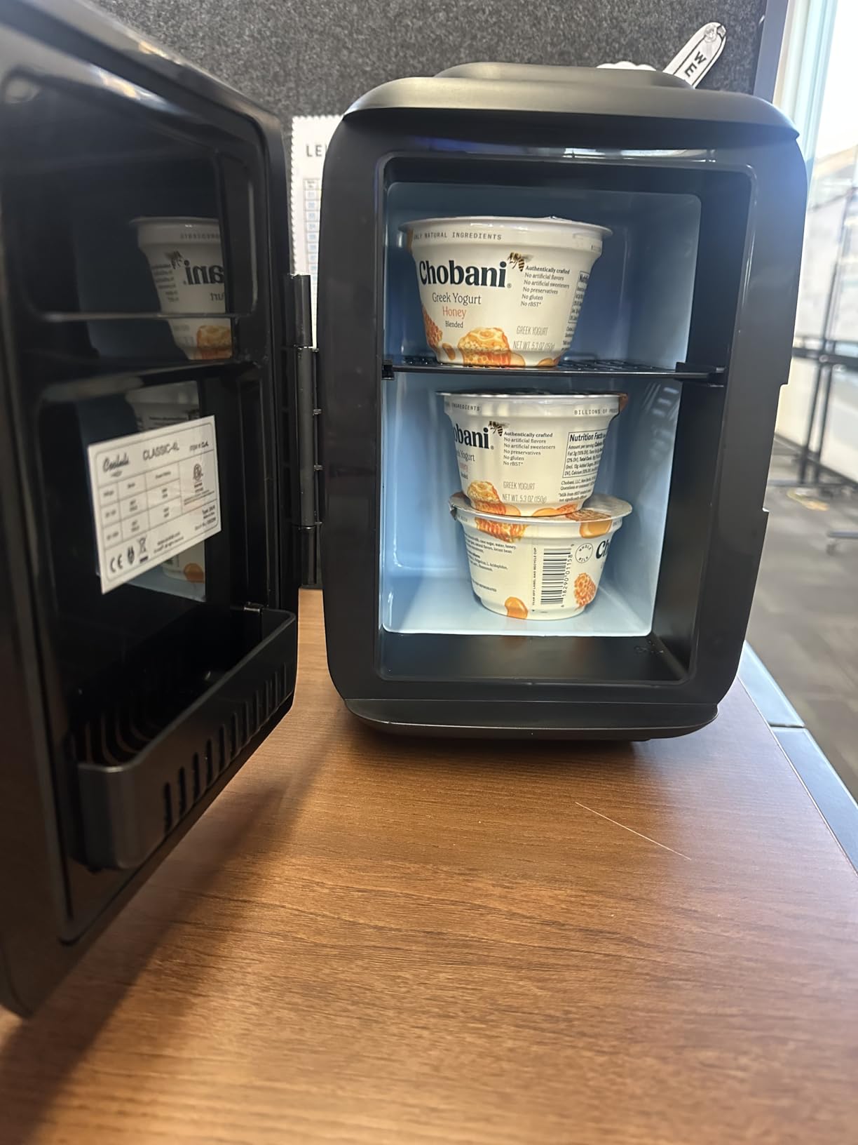 Cooluli Mini Fridge for Bedroom - Car, Office Desk & Dorm Room - Portable 4L/6 Can Electric Plug In Cooler & Warmer for Food, Drinks, Skincare Beauty & Makeup - 12v AC/DC & Exclusive USB Option, Black Customer Review Cooluli Mini Fridge for Bedroom - Car, Office Desk & Dorm Room - Portable 4L/6 Can Electric Plug In Cooler & Warmer for Food, Drinks, Skincare Beauty & Makeup - 12v AC/DC & Exclusive USB Option, Black - Customer Photo 1