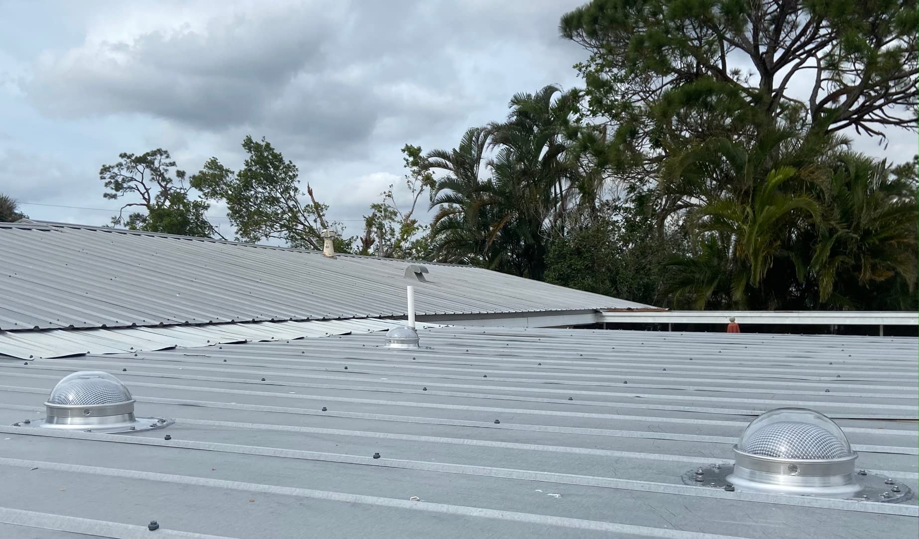 Solar LightBlaster for Shingled Sheds (Solar Tube Skylight for shed Applications) - Customer Photo 2